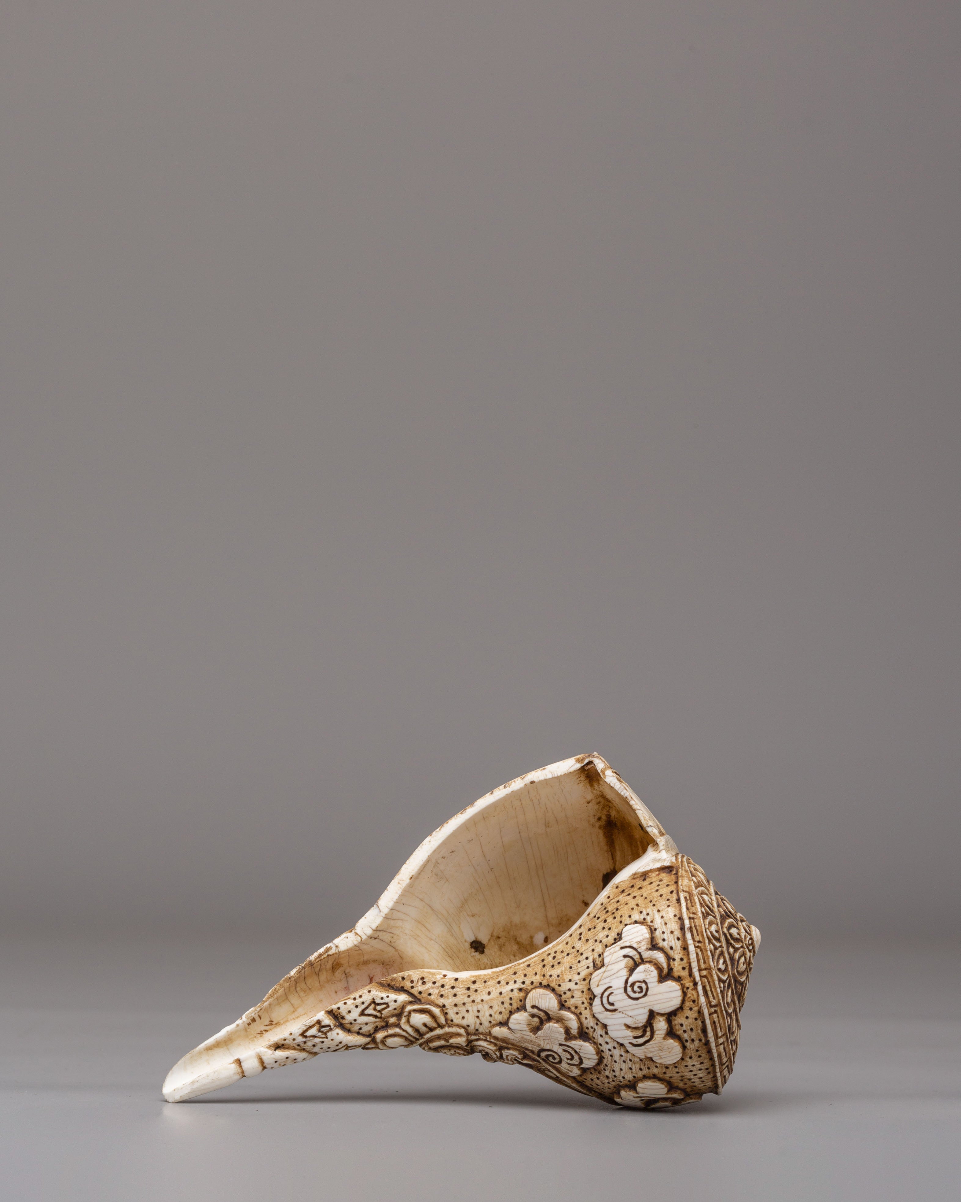 Handmade Conch With Deity Design | Unique Tibetan Artifact
