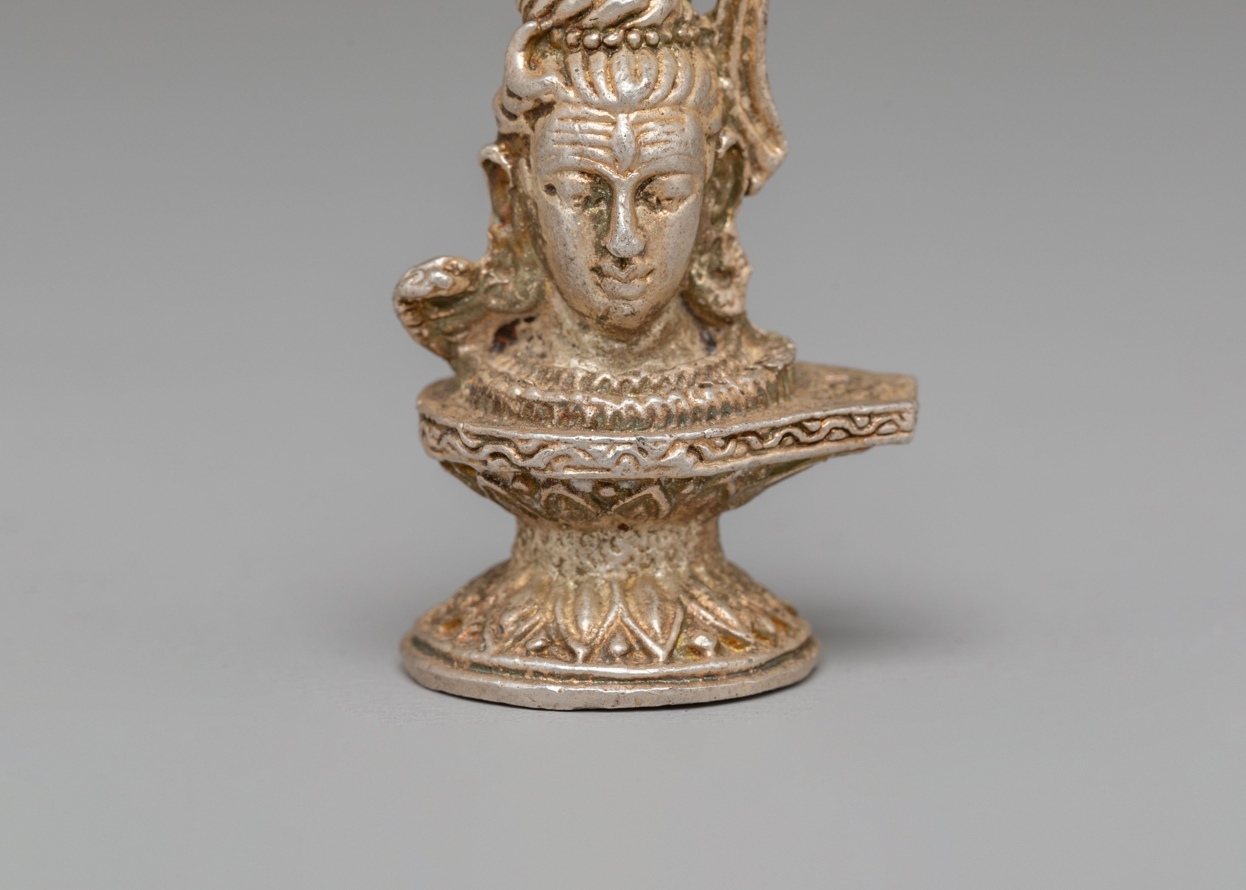 Shiva Linga With Head Design | Sacred Hindu Deity Figurine