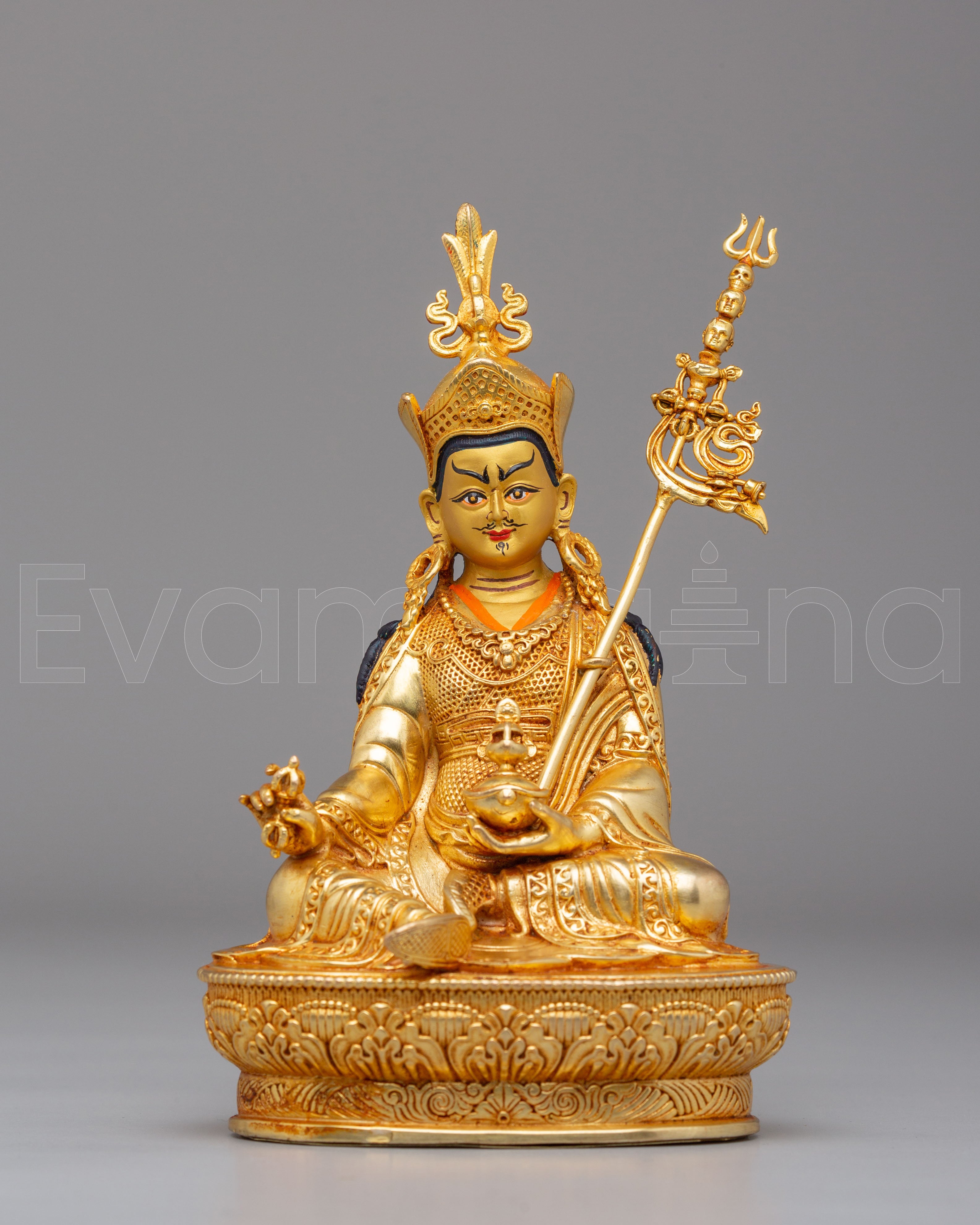 Guru Rinpoche Buddhist Statue
