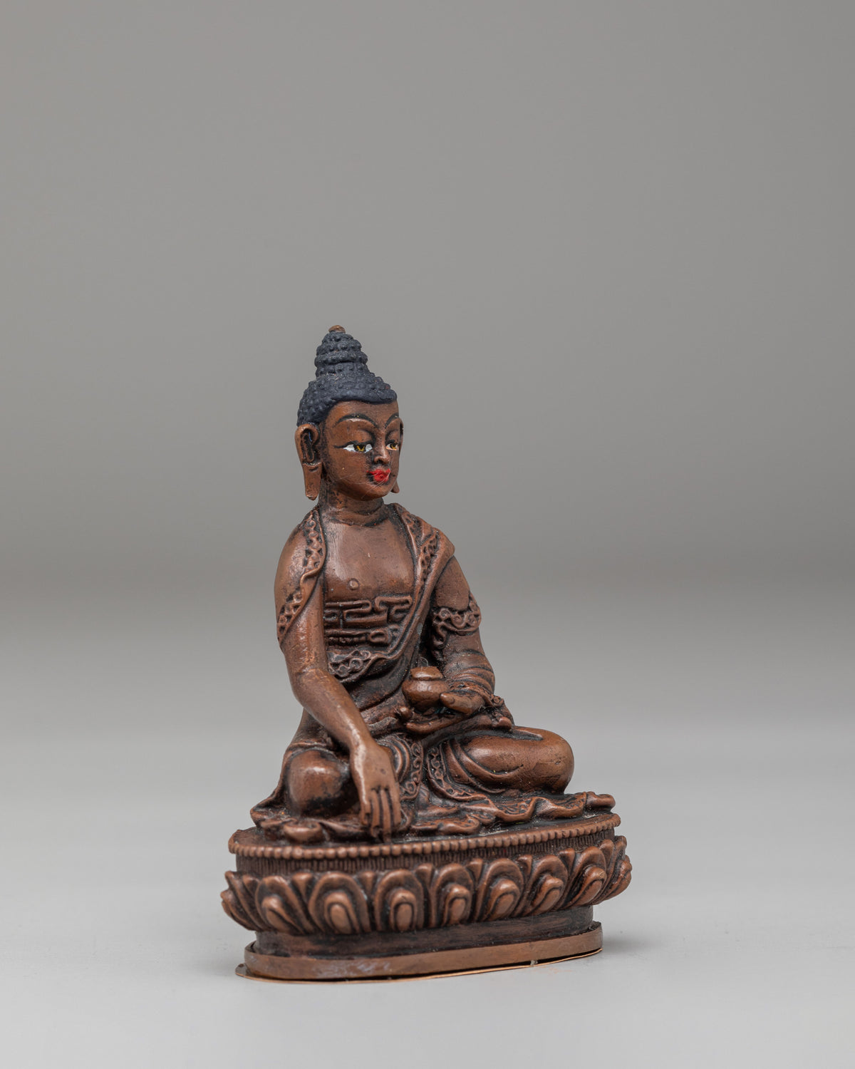 Spiritual Himalayan Shakyamuni Buddha Statue | Machine-Made Copper Sculpture