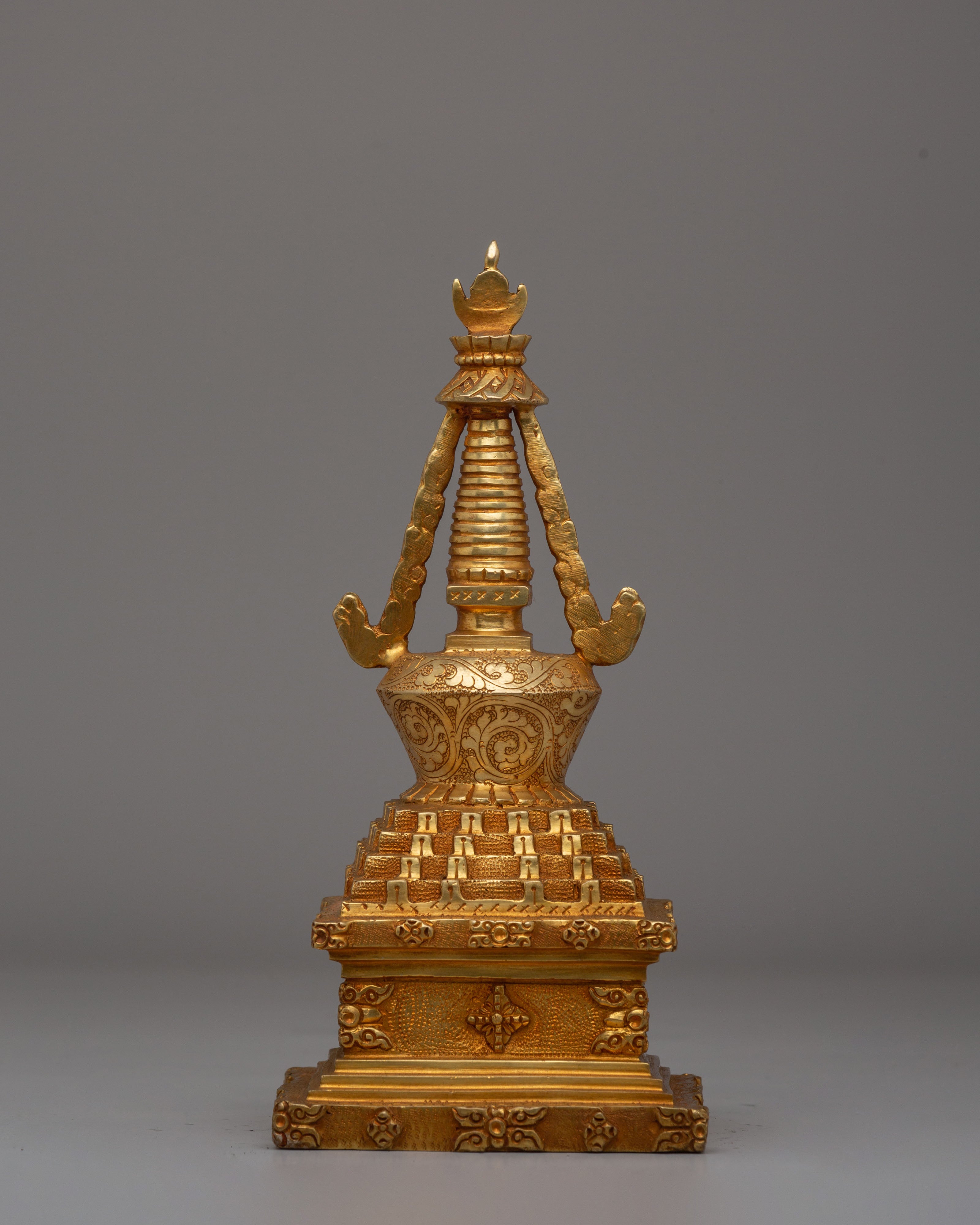 Traditional Tibetan Prayer Stupa | Many Doors Stupa