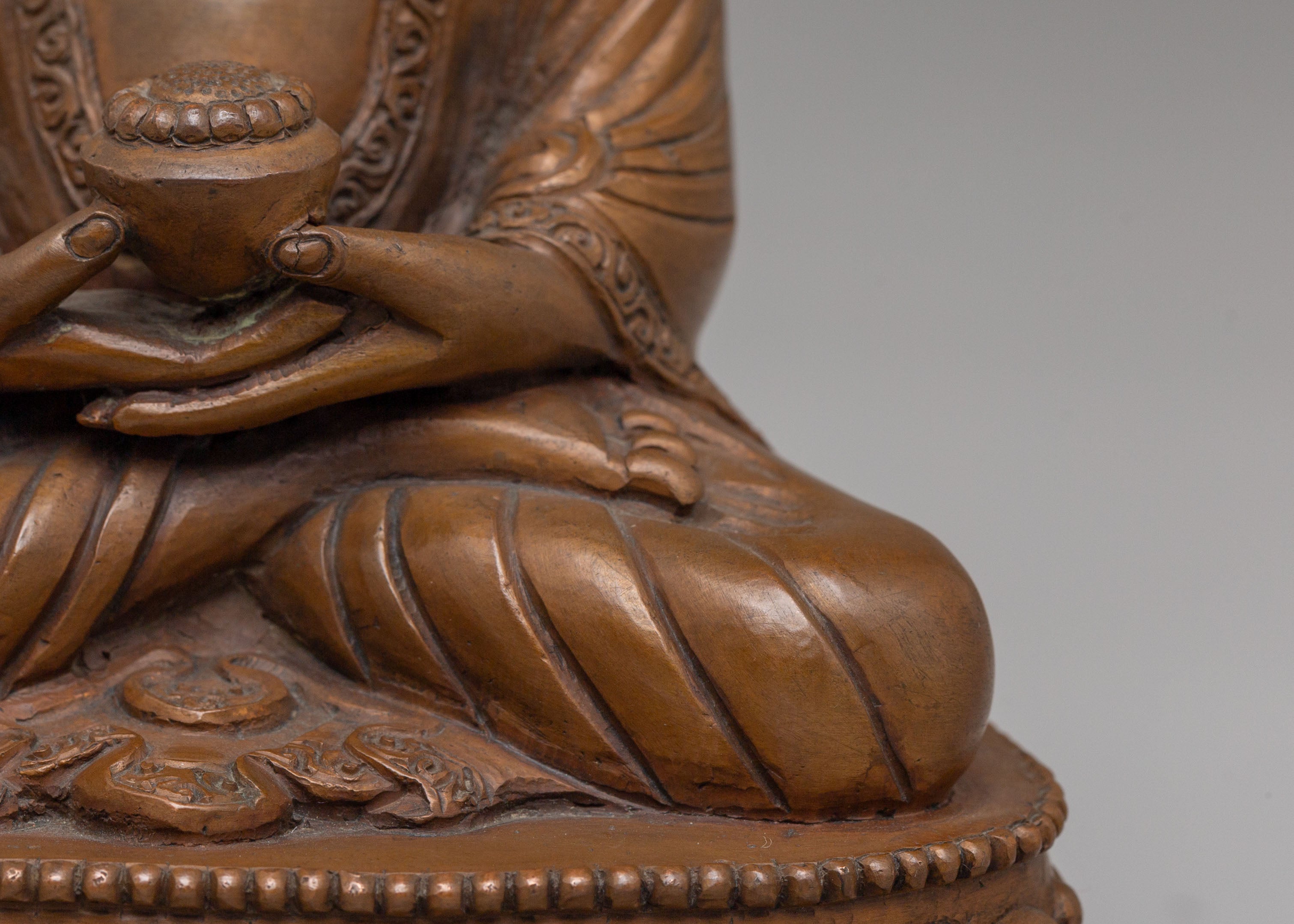 Buddhist Buddha of Infinite Light Statue | Symbol of Compassion & Spiritual Enlightenment