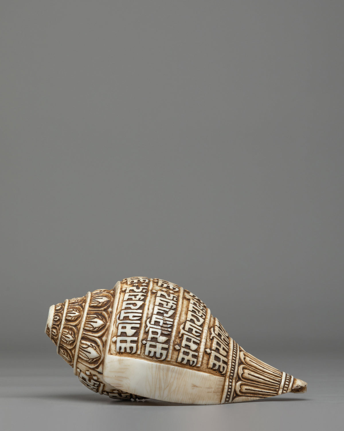 Sacred Mantra Conch | Handcrafted Tibetan Ritual Item