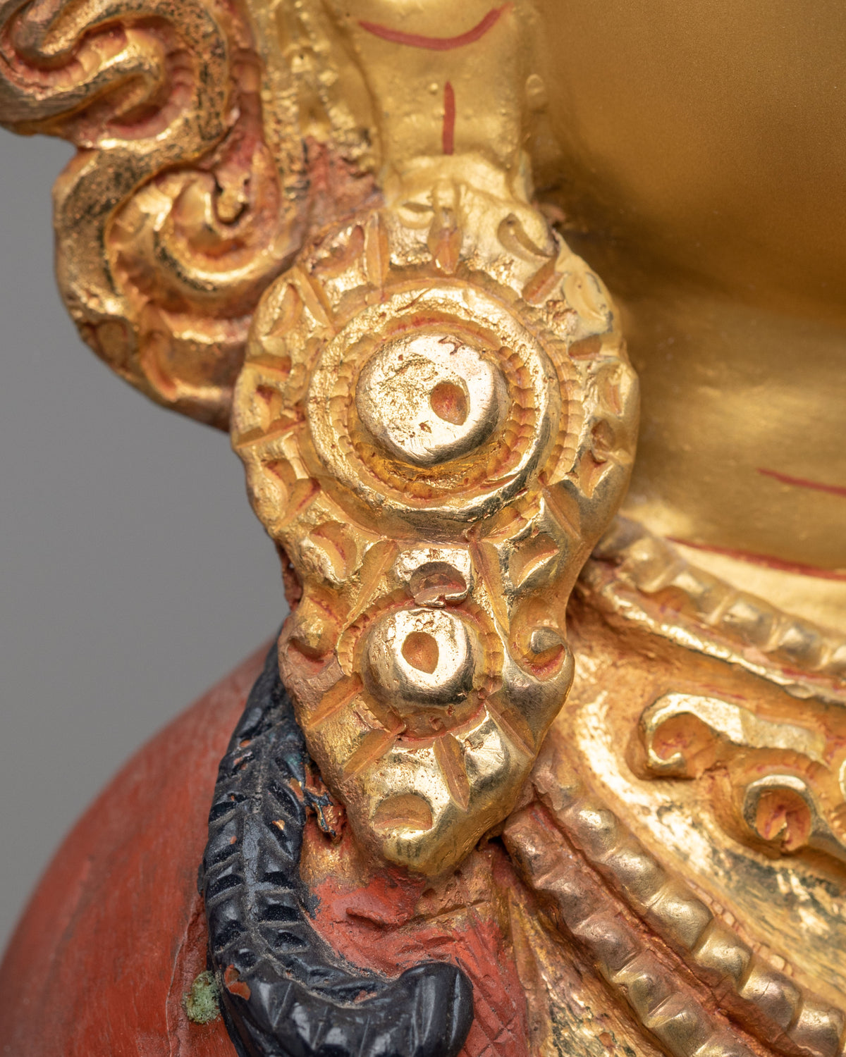 Chenrezig Avalokiteshvara Sculpture | Handcrafted Tibetan Buddha Statue