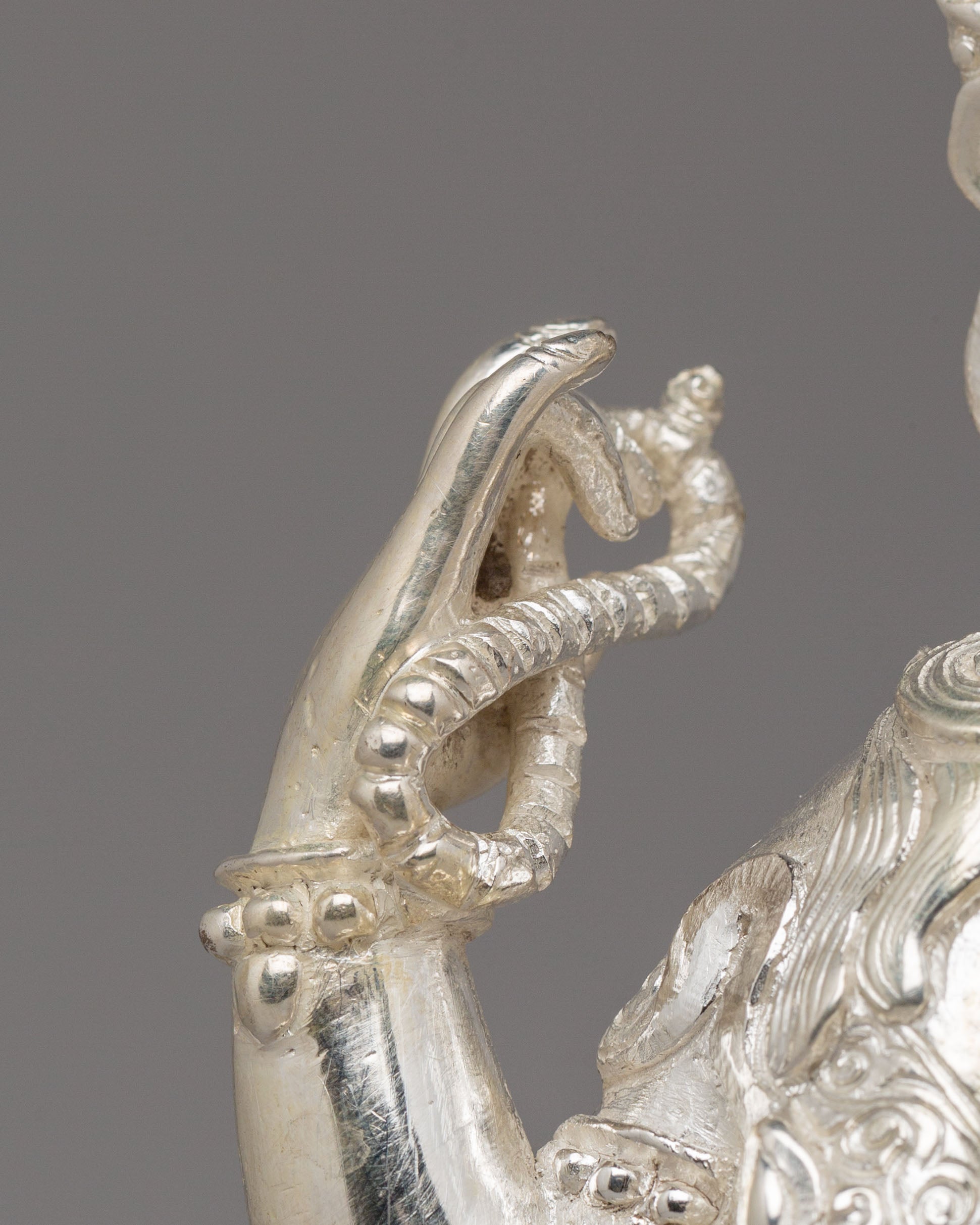 Sacred Himalayan Chenrezig Bodhisattva Statue | Symbol of Compassion