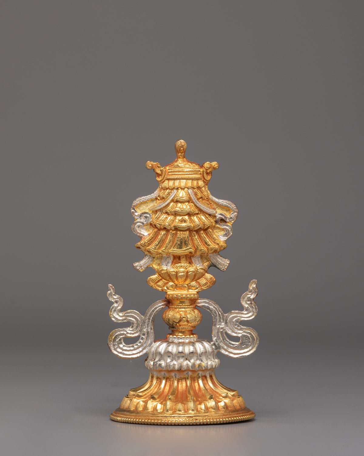 Sacred Altar Auspicious Symbols | Spiritual Significance in Buddhism
