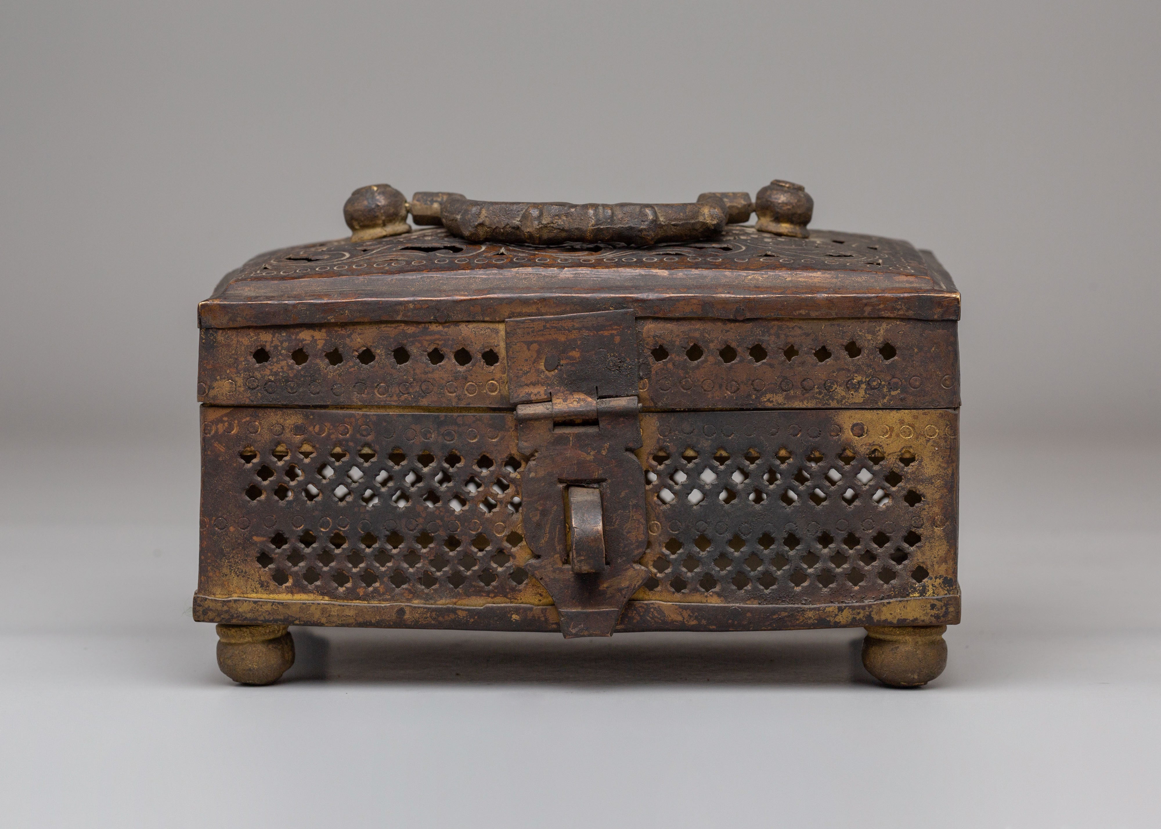 Handmade Antique Finish Box | Decorative Jewelry Holder