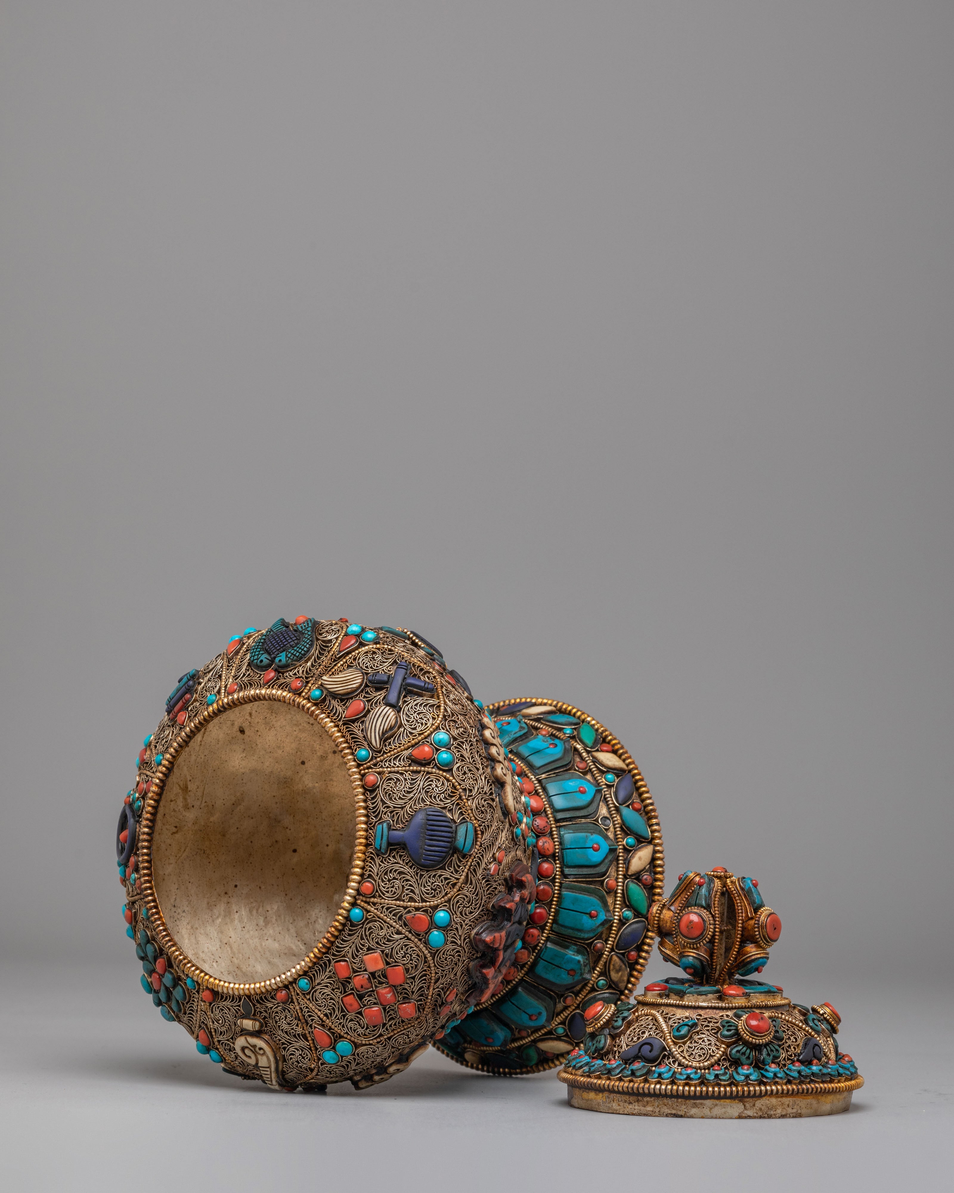Traditional Tibetan Offering Rice Pot | A Sacred Vessel for Ritual Use