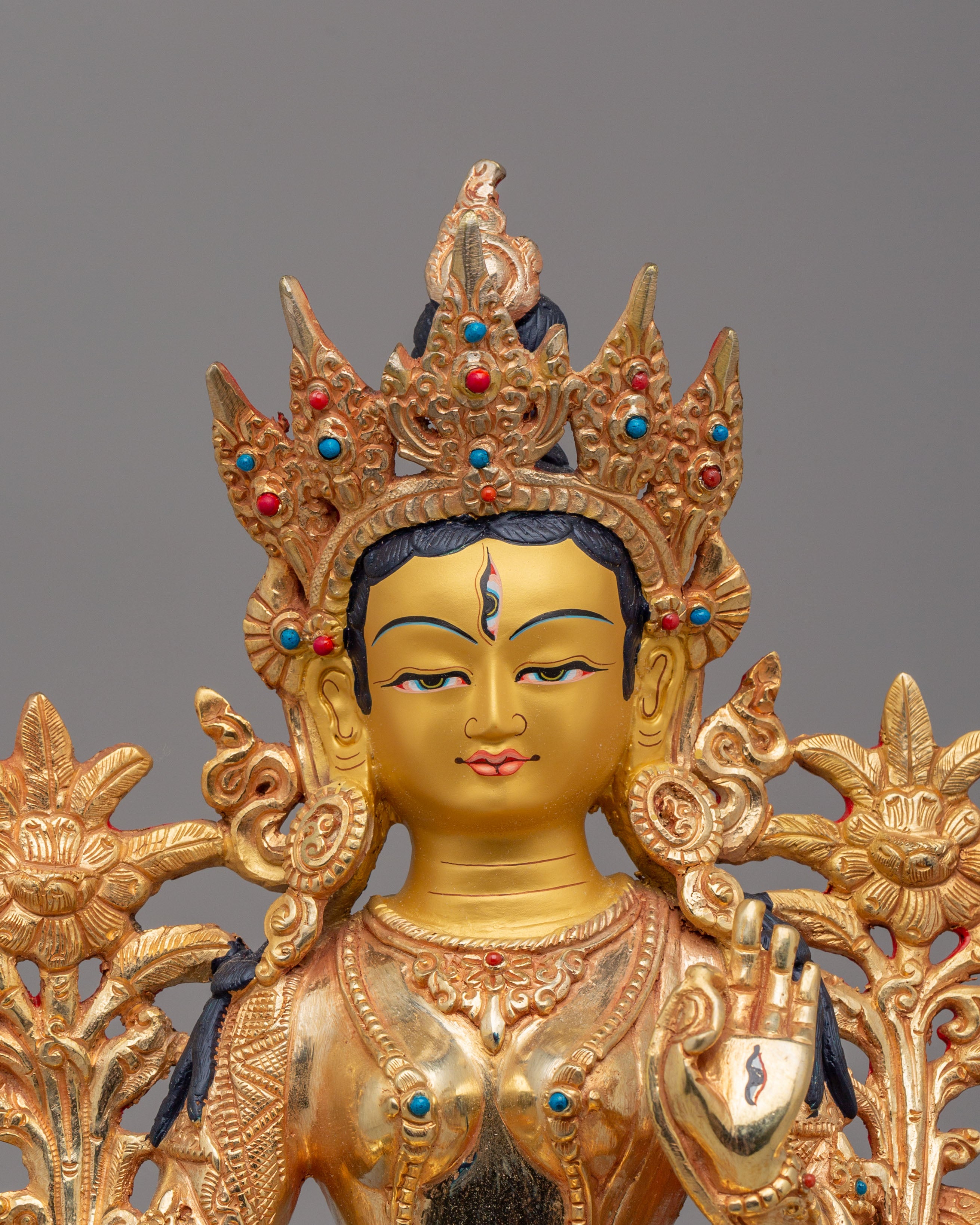 Traditional White Tara Sculpture | A Symbol of Healing and Compassion