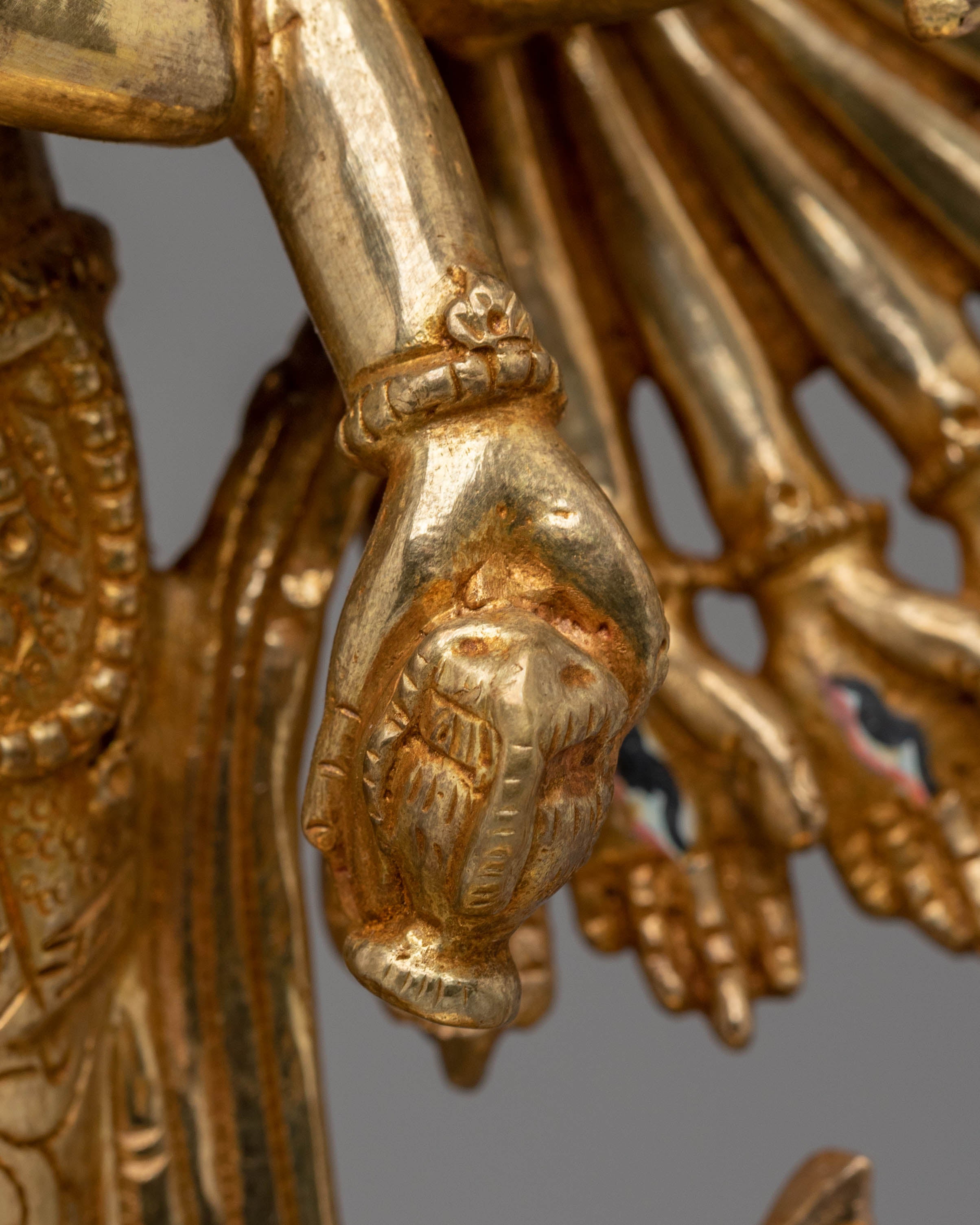 Handcrafted 1000 Armed Buddhist Chenrezig Statue | Compassionate Deity of Healing