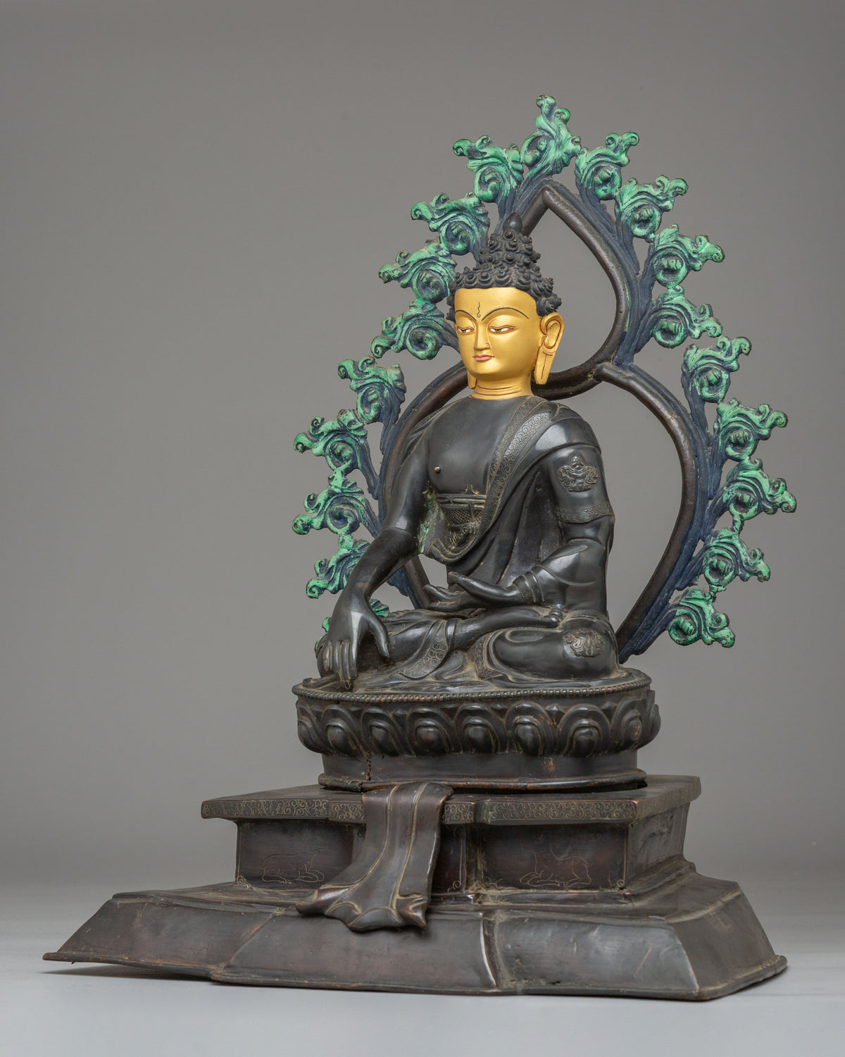 Gautama Buddha Buddhist Sculpture | 50 Year Old Oxidized Copper Statue