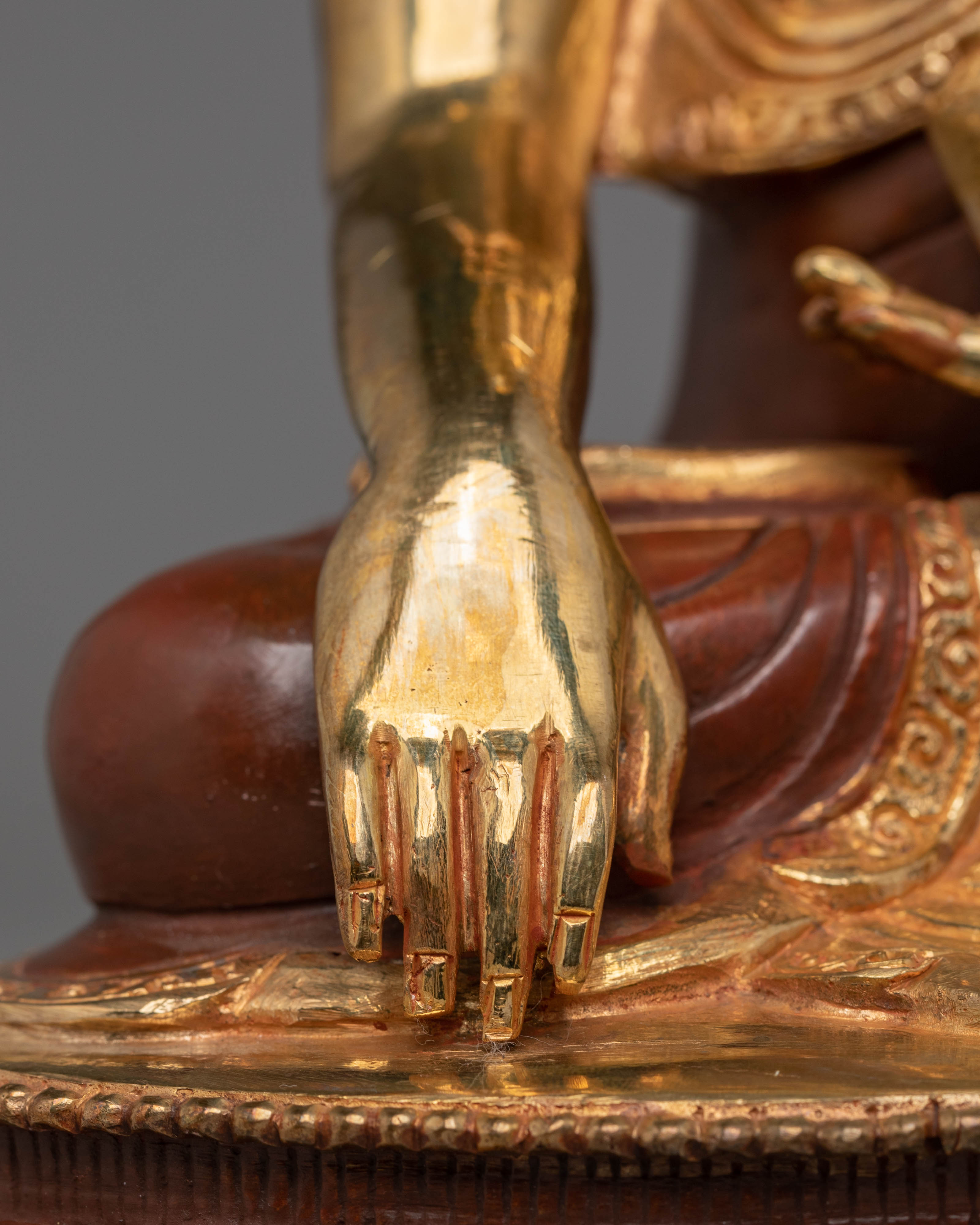 Shakyamuni Buddha Statue : Teacher of Dharma