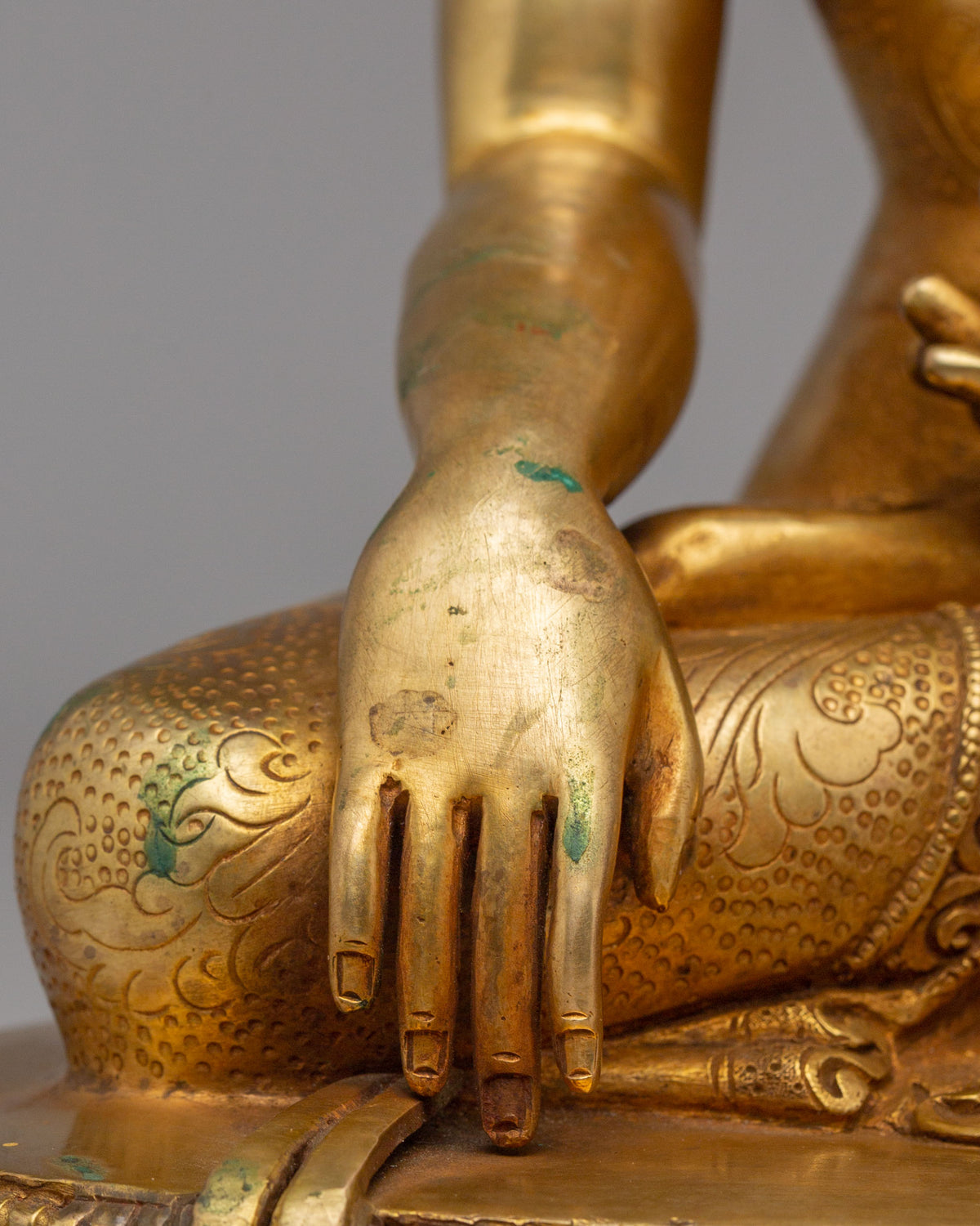 Tathagata Shakyamuni Buddha Statue | Gold Plated Buddhist Sculpture