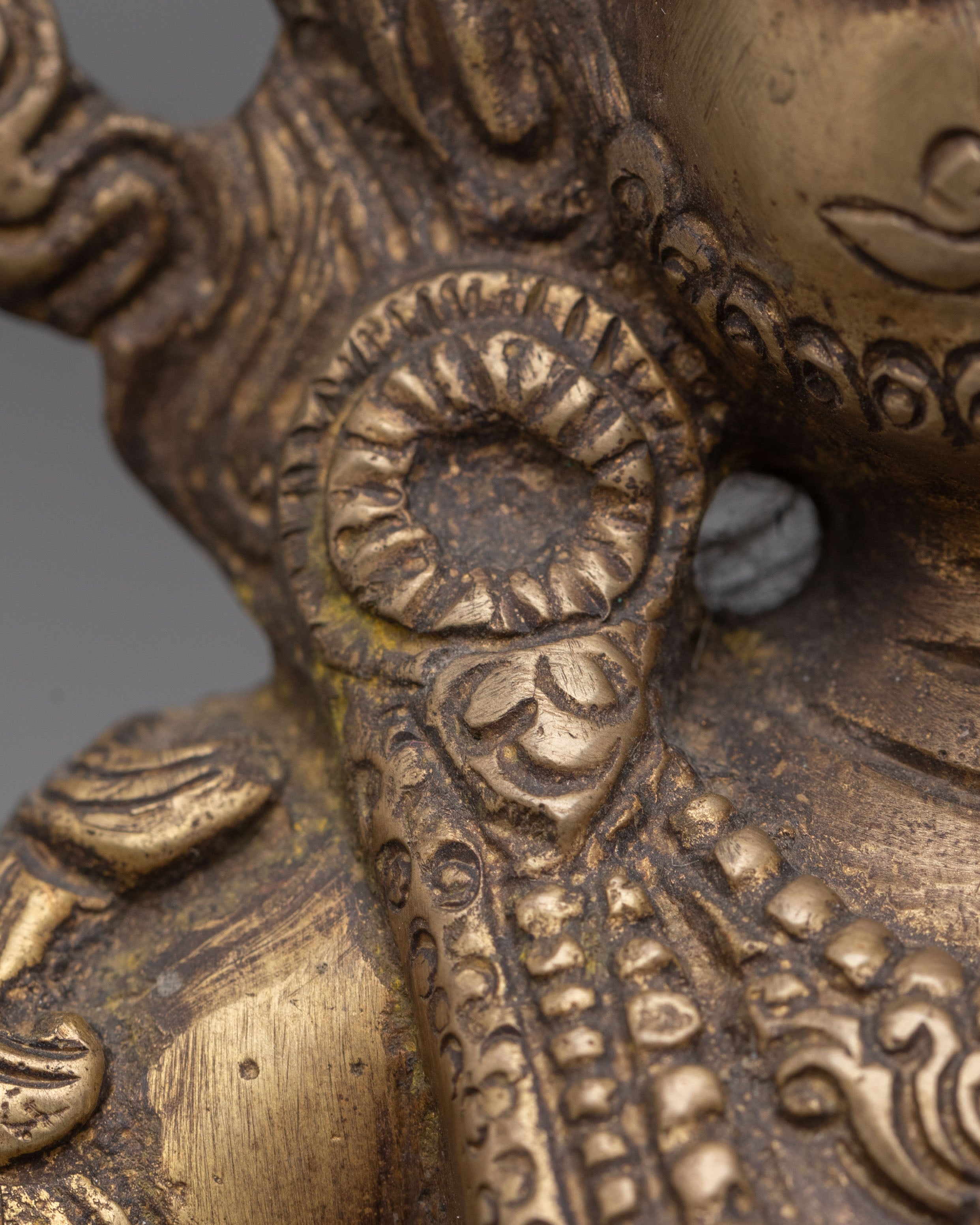 Handcrafted Dzambhala Statue of Wealth | Blessings of Wealth and Generosity
