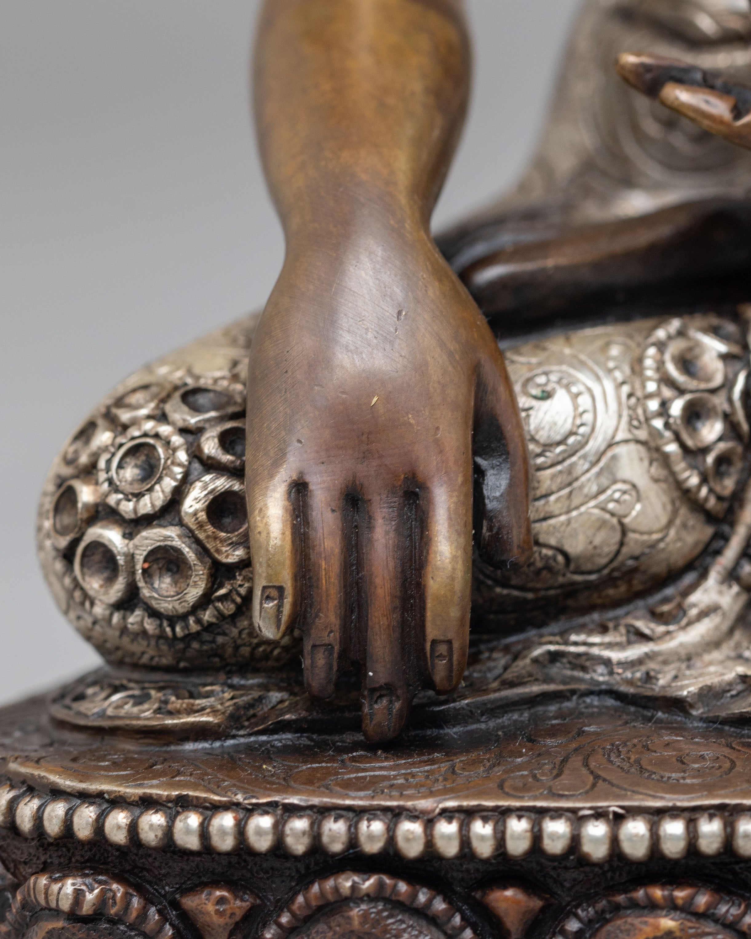 Historic Shakyamuni Buddha Deity Statue | Artwork for Home and Altar Decor