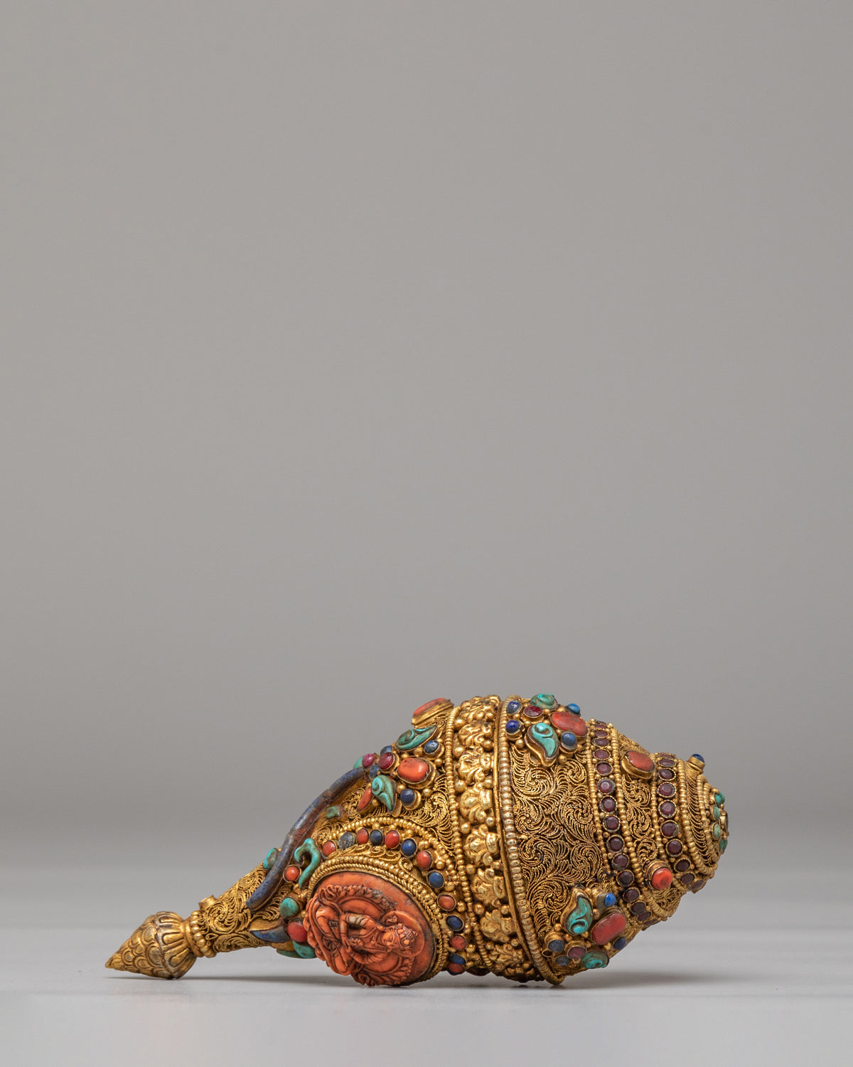 Deity Carved Conch | Amitayus Gold Gilded Tibetan Ritual Conch