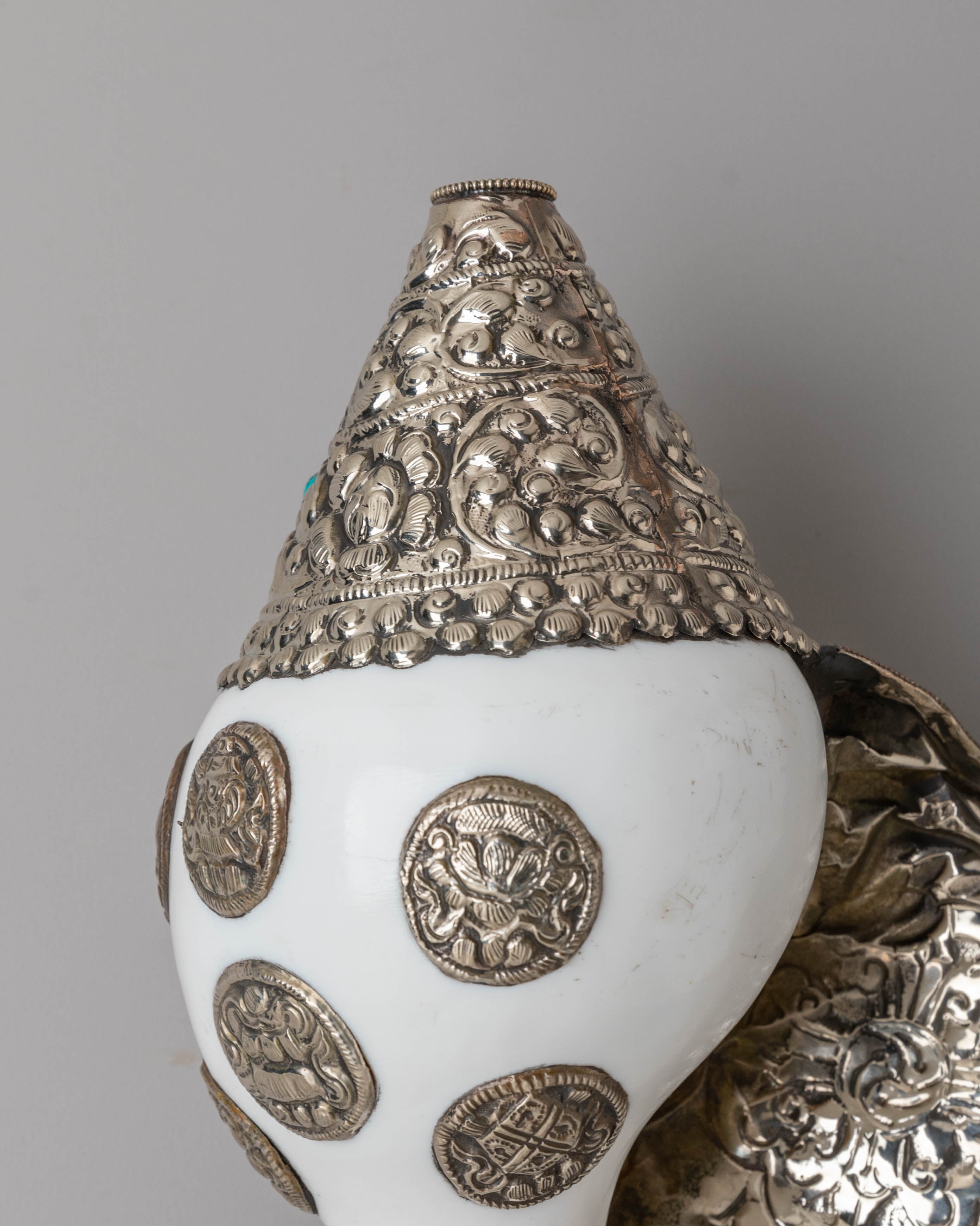 Buddhist Handcrafted Conch | Vajrayana Ritual Instrument