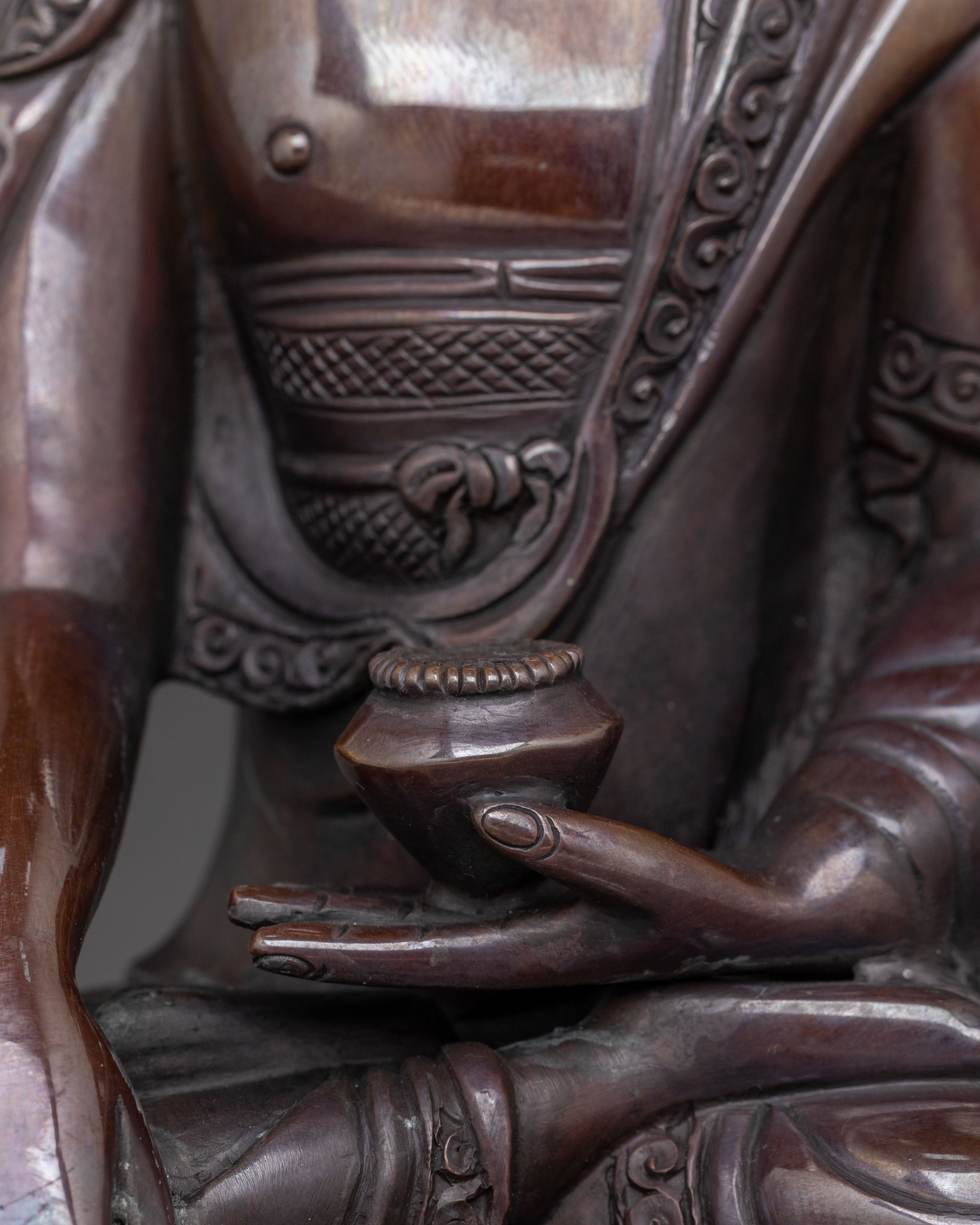 Shakyamuni Buddha Compassion Statue – Oxidized Copper Art