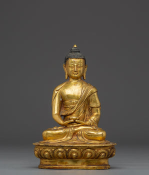 peaceful-deity-statue-of-amitabha-buddha