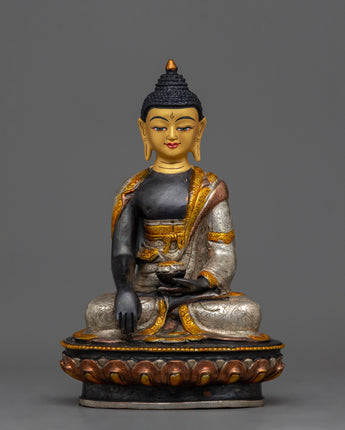 Shakyamuni Buddha seated in Meditation 