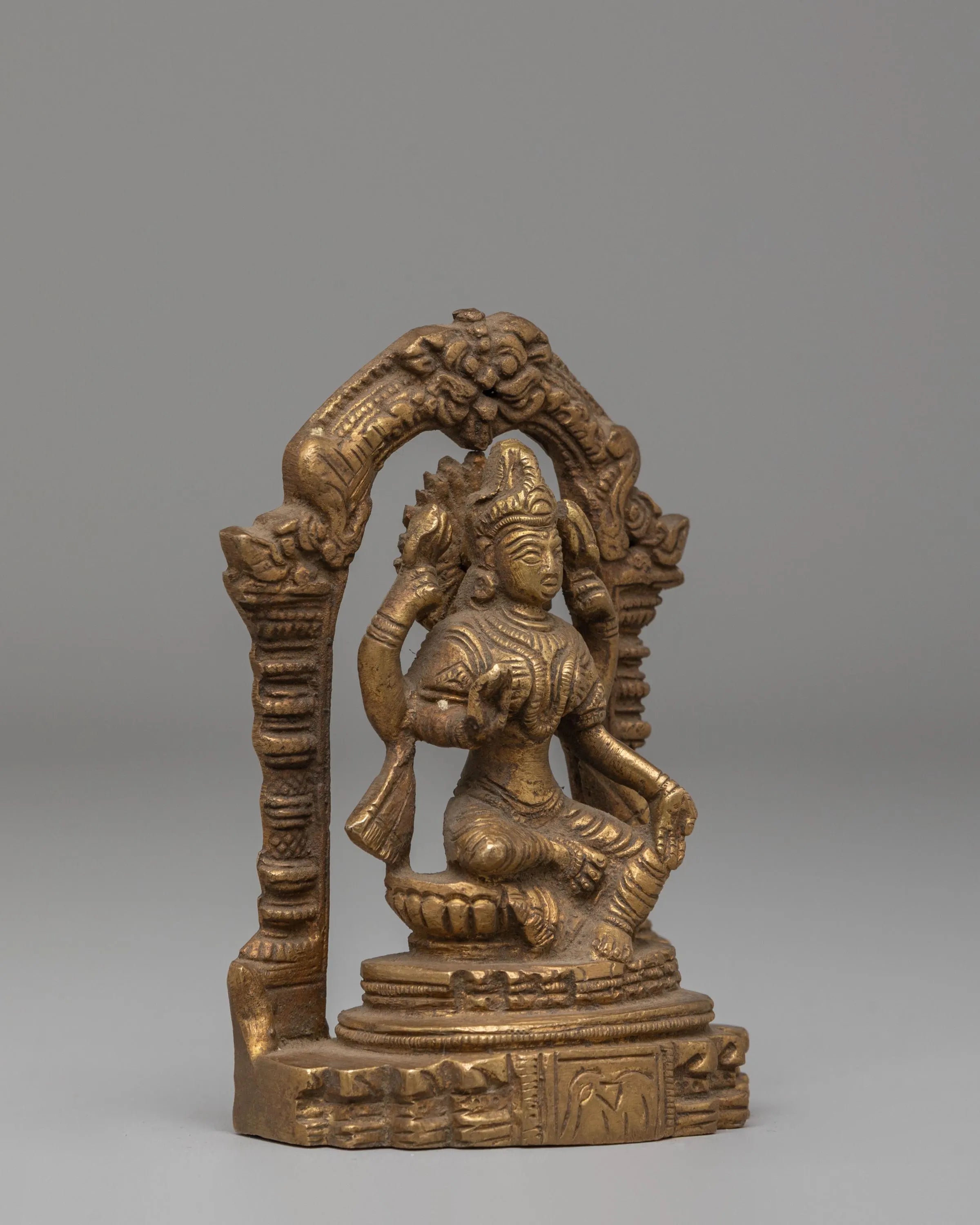Sacred Copper Laxmi Statue | Brass Wealth Embodiment Sculpture