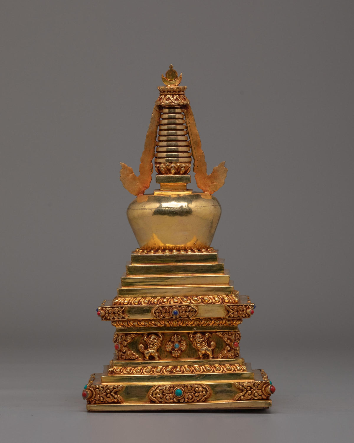 Spiritual Tibetan Stupa for Ceremonies | Stupa for Altar Decor