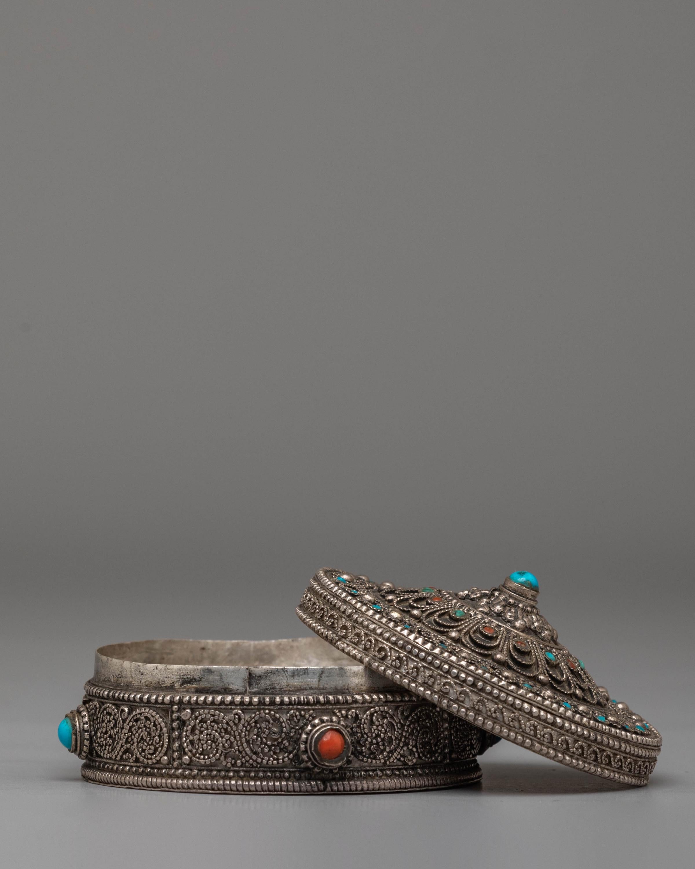 Handcrafted Jewelry Box | Perfect for storing and organizing your jewelry