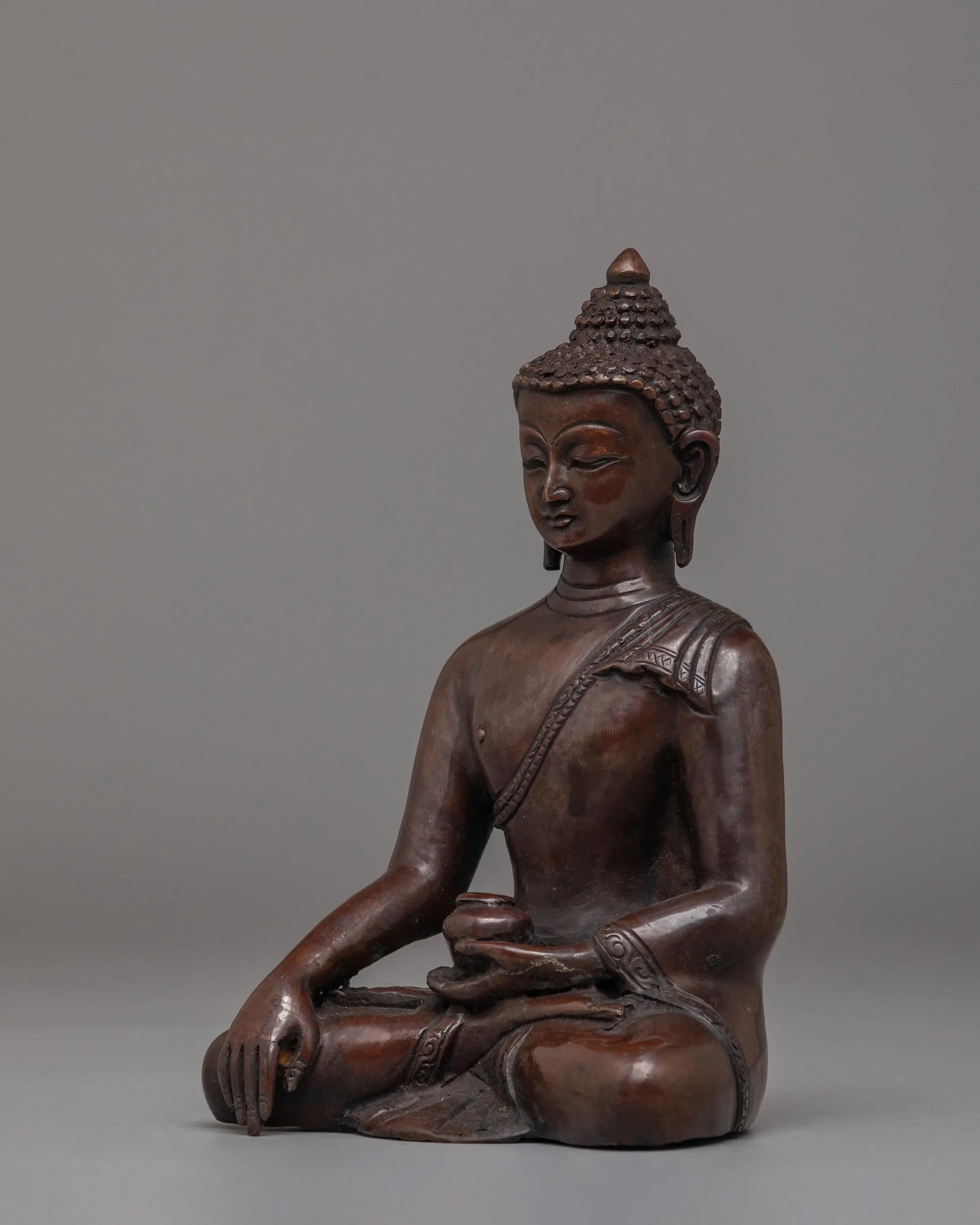 Shakyamuni Buddha Enlightenment Statue | Handcrafted Oxidized Copper Artwork
