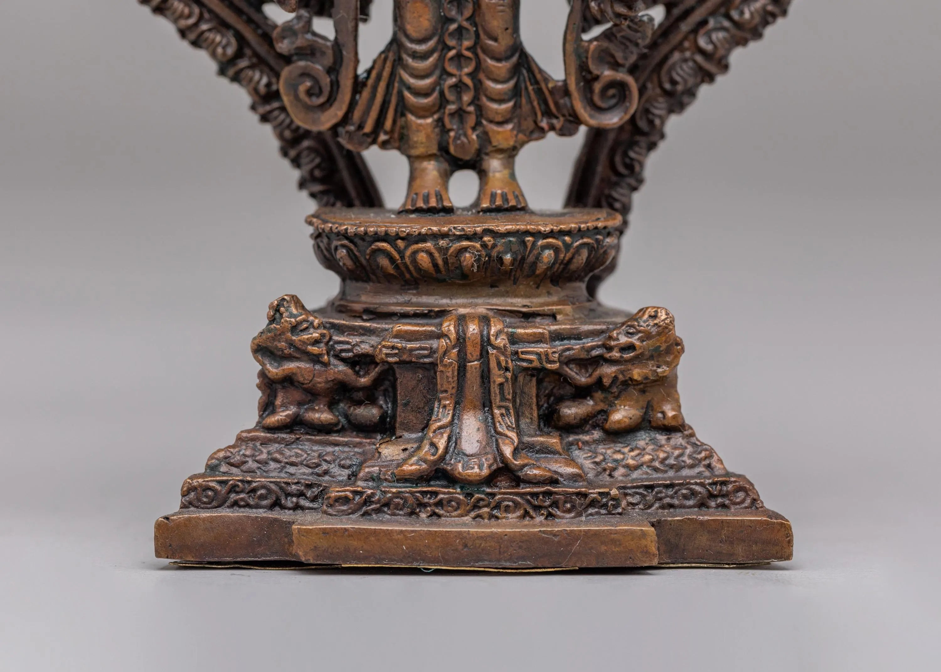Handmade 1000-Armed Chenrezig Statue | Tibetan Avalokiteshvara Bodhisattva Sculpture