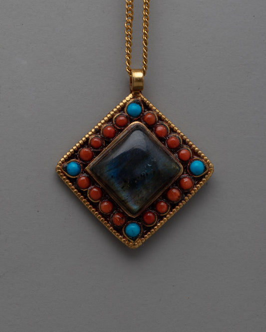 Copper Labradorite Pendant