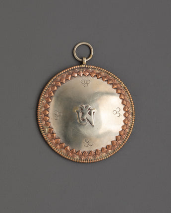 white-metal-melong