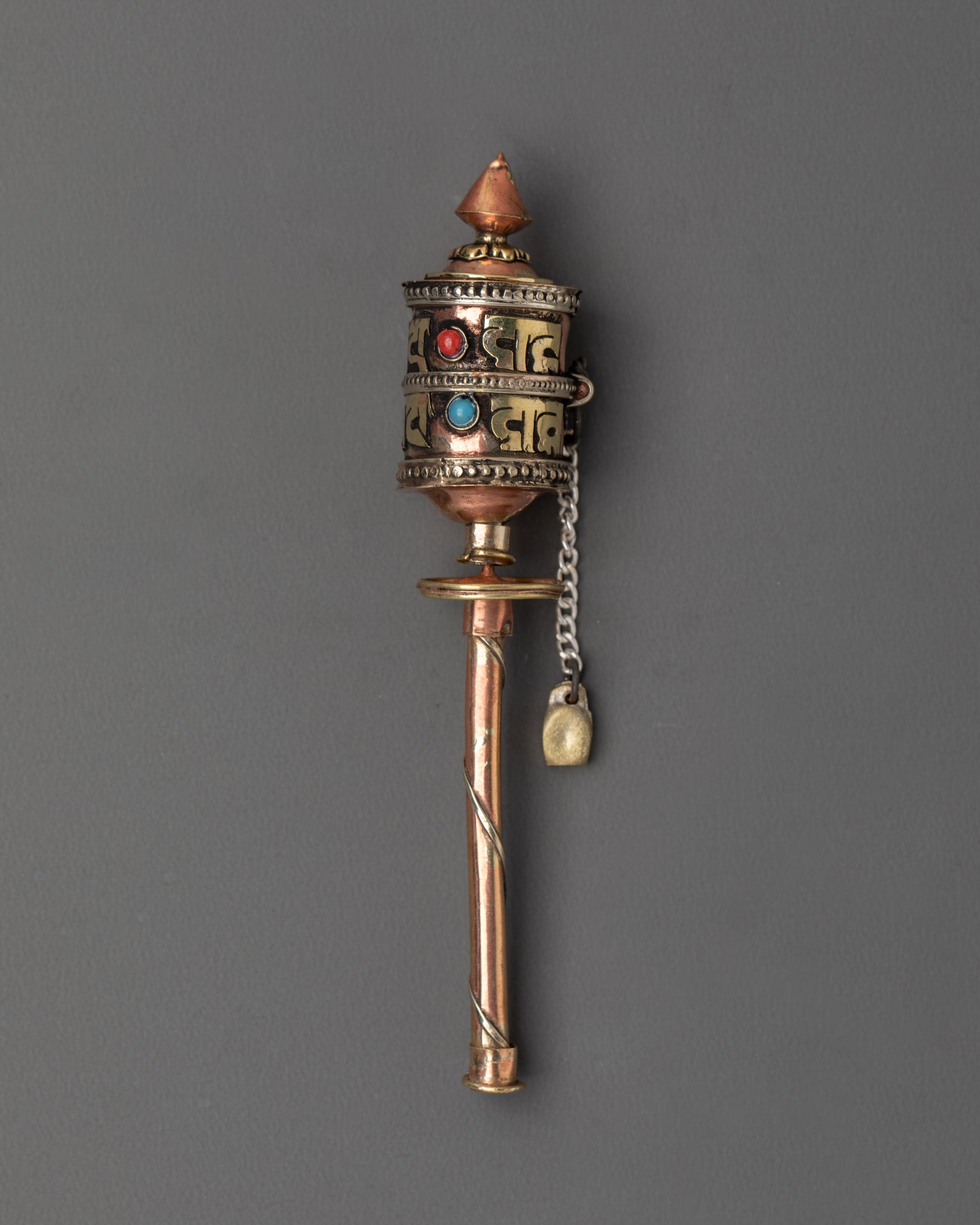 prayer-wheel-tibetan-buddhist-mantra-spinner