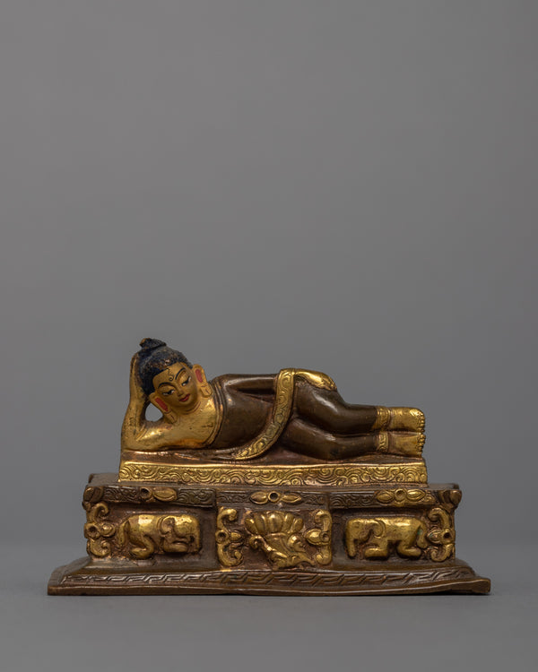 Sleeping Buddha Statue