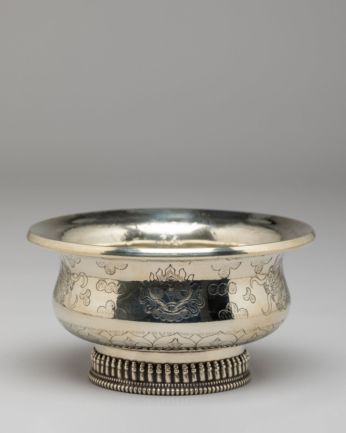 Buddhist Meditation Bowl Set | White Metal Offering Bowls