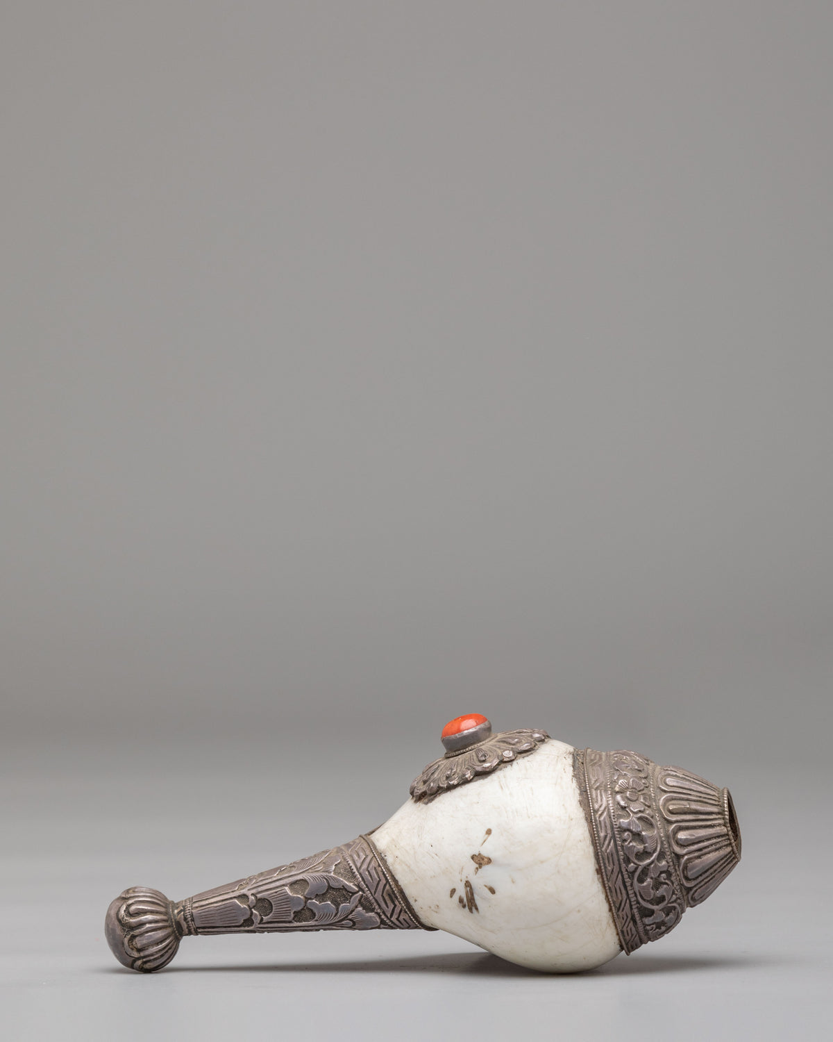 Sacred Conch Shell for Buddhist Altar | Spiritual Decor for Meditation