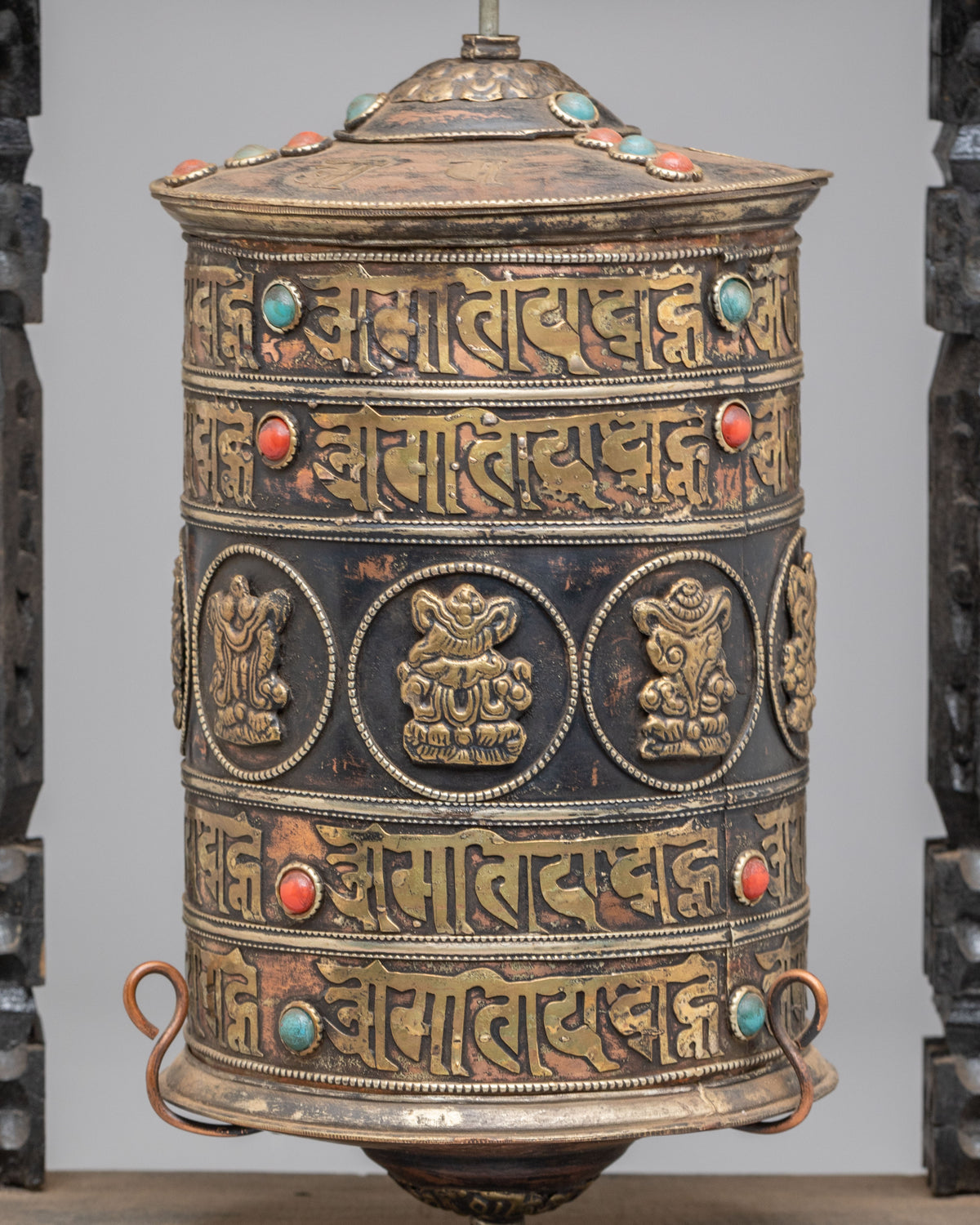 Tibetan Prayer Wheel for Buddhist Practice | Shrine Buddhist Artwork