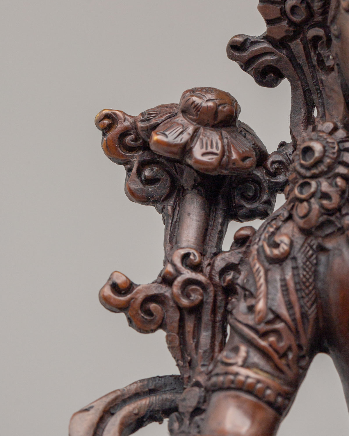 Traditional Buddhist Green Tara Statue | Symbol of Compassion and Protection