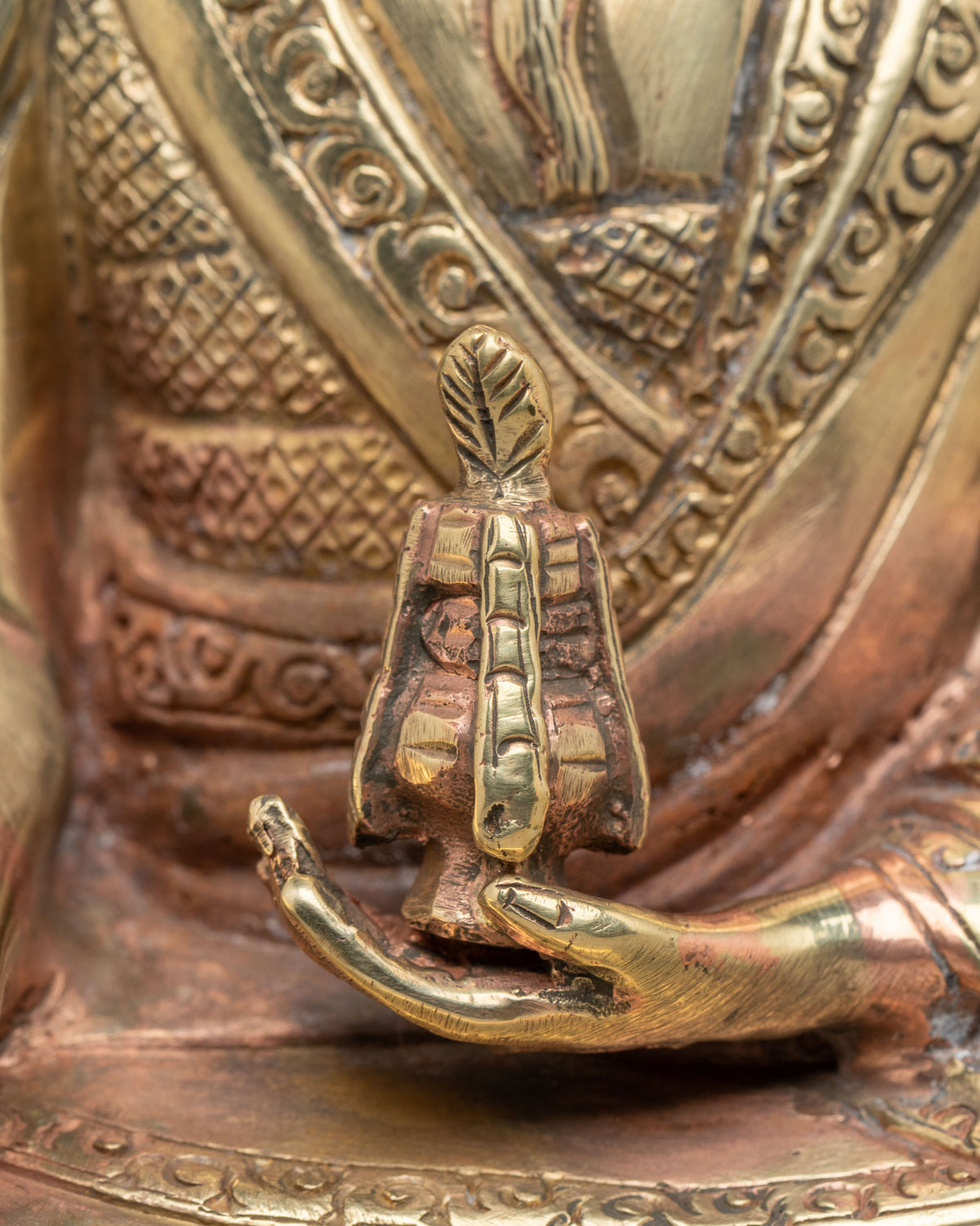 Buddhist Guru Shapdum Statue | Traditional Himalayan Artwork
