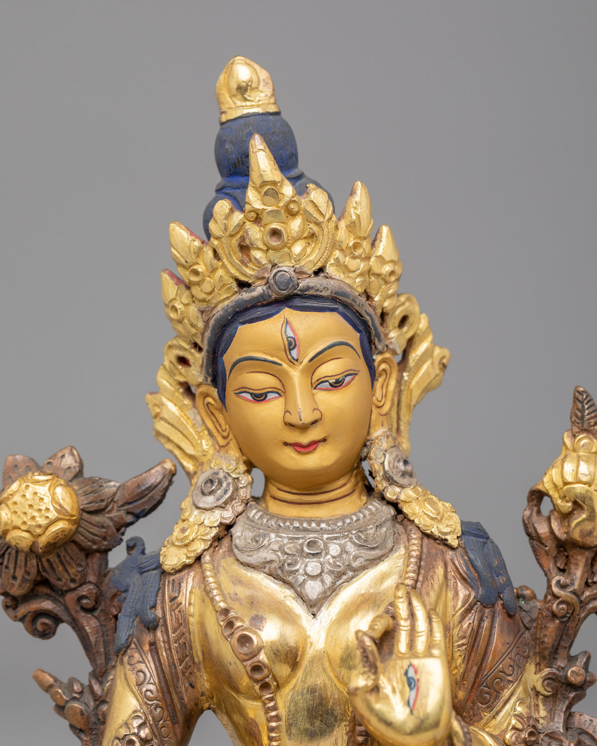 Seven-Eyed Altar White Tara Statue | A Symbol of Compassion and Healing