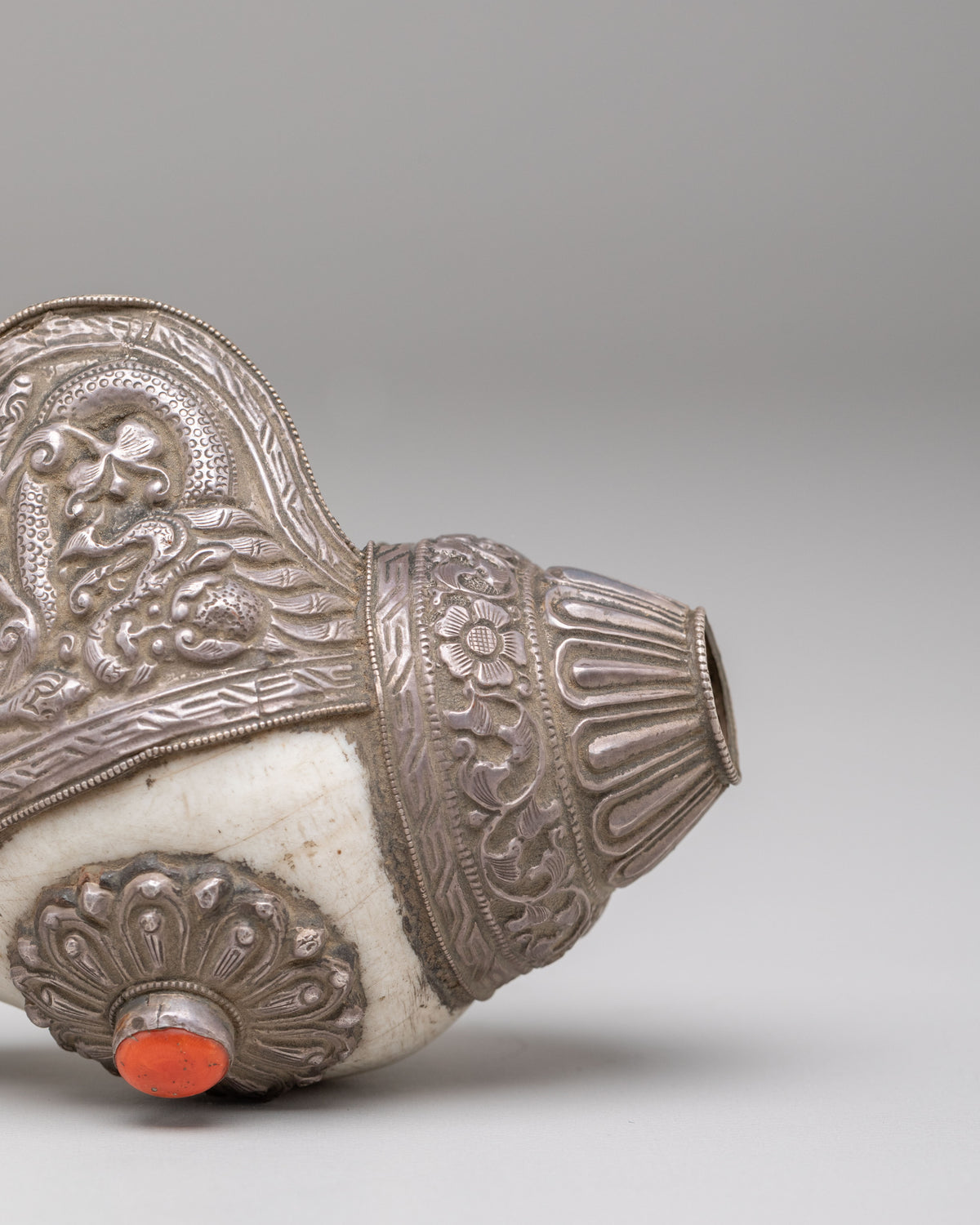 Sacred Conch Shell for Buddhist Altar | Spiritual Decor for Meditation