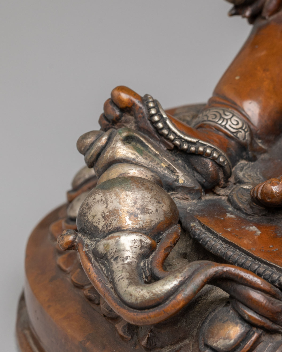Buddhist Shrine Dzambhala Statue | Tibetan Wealth Deity Sculpture