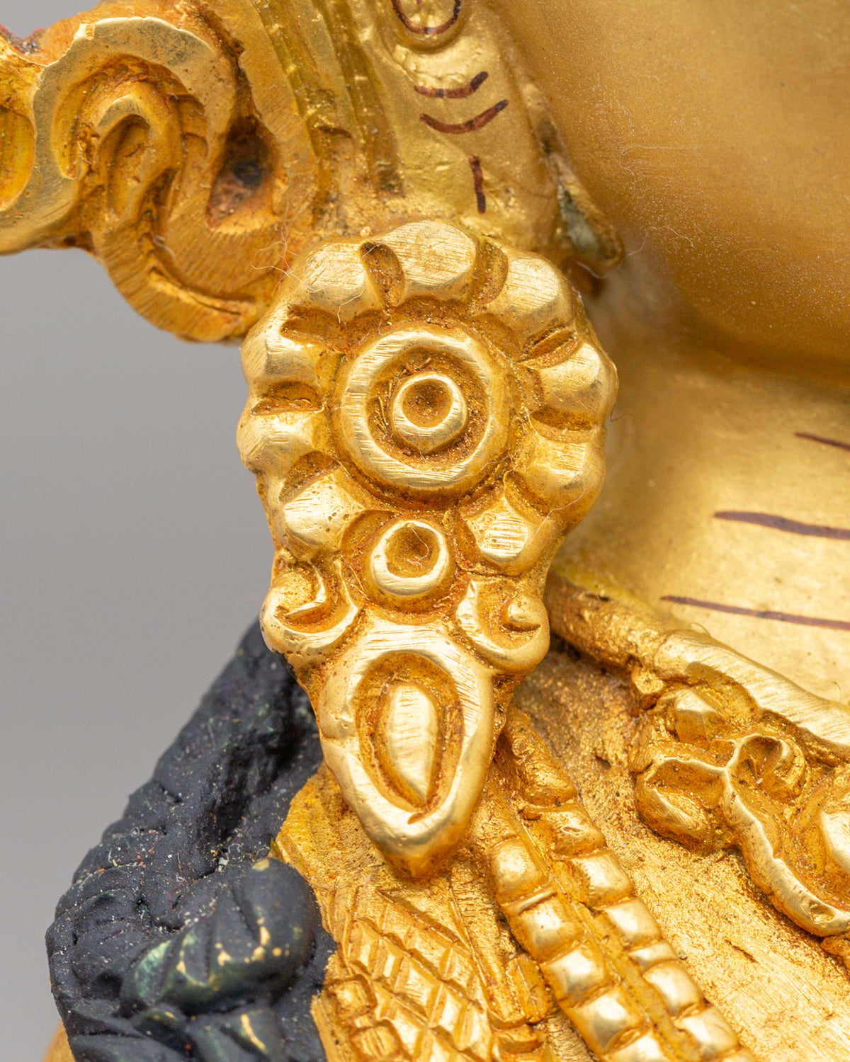 Sacred Avalokiteshvara Buddhist Statue | Himalayan Artwork for Spiritual Practice