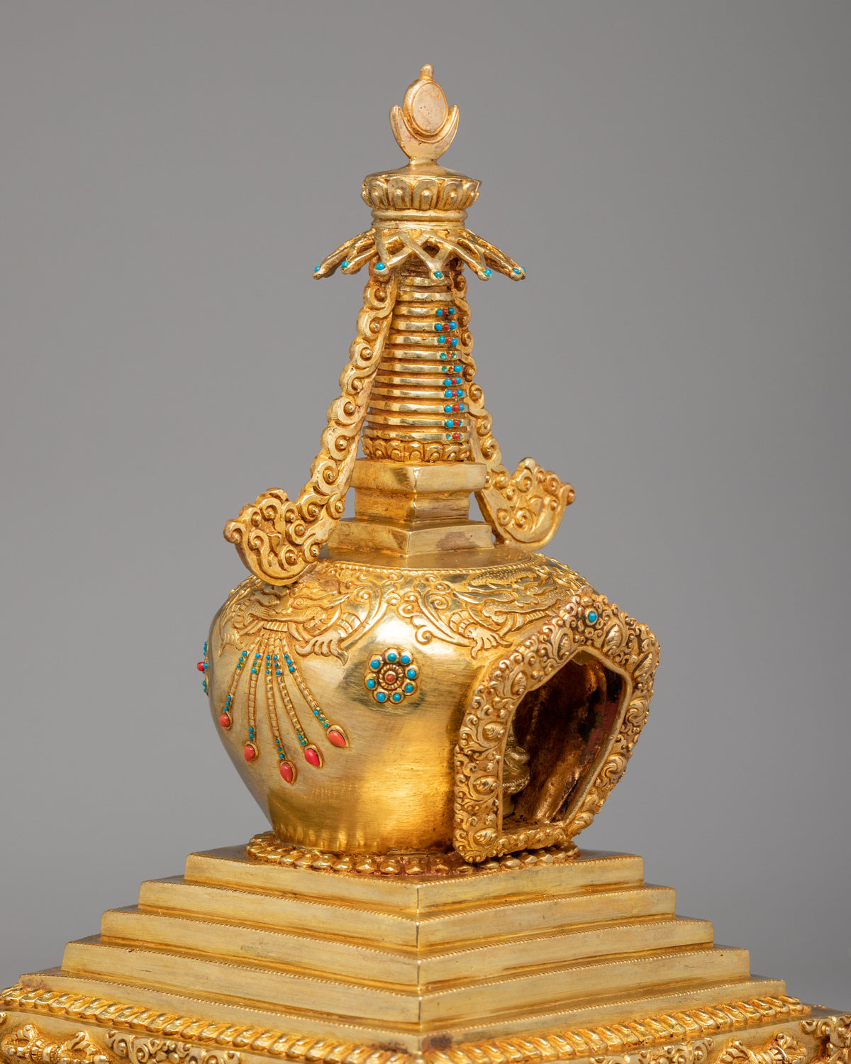 Enlightenment Chorten Stupa | Gold Plated Shakyamuni Buddha Shrine