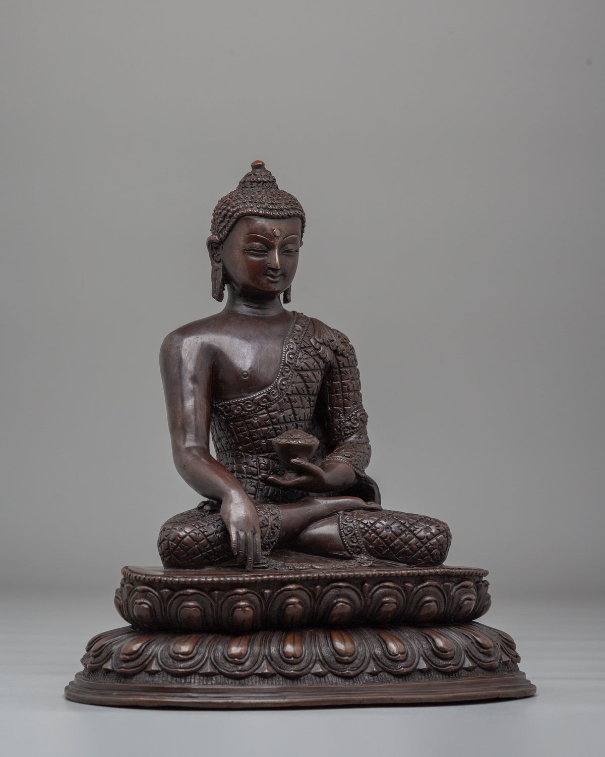 Sacred Himalayan Shakyamuni Buddha Statue | Symbol of Enlightenment