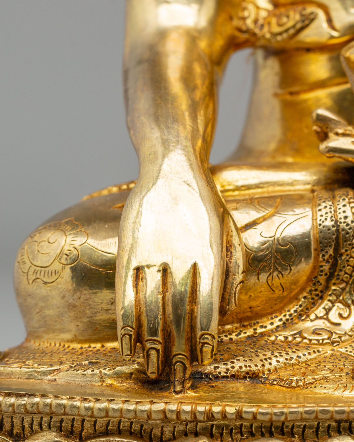 Historical Gautama Buddha Statue | Himalayan Artwork for Spiritual Practice