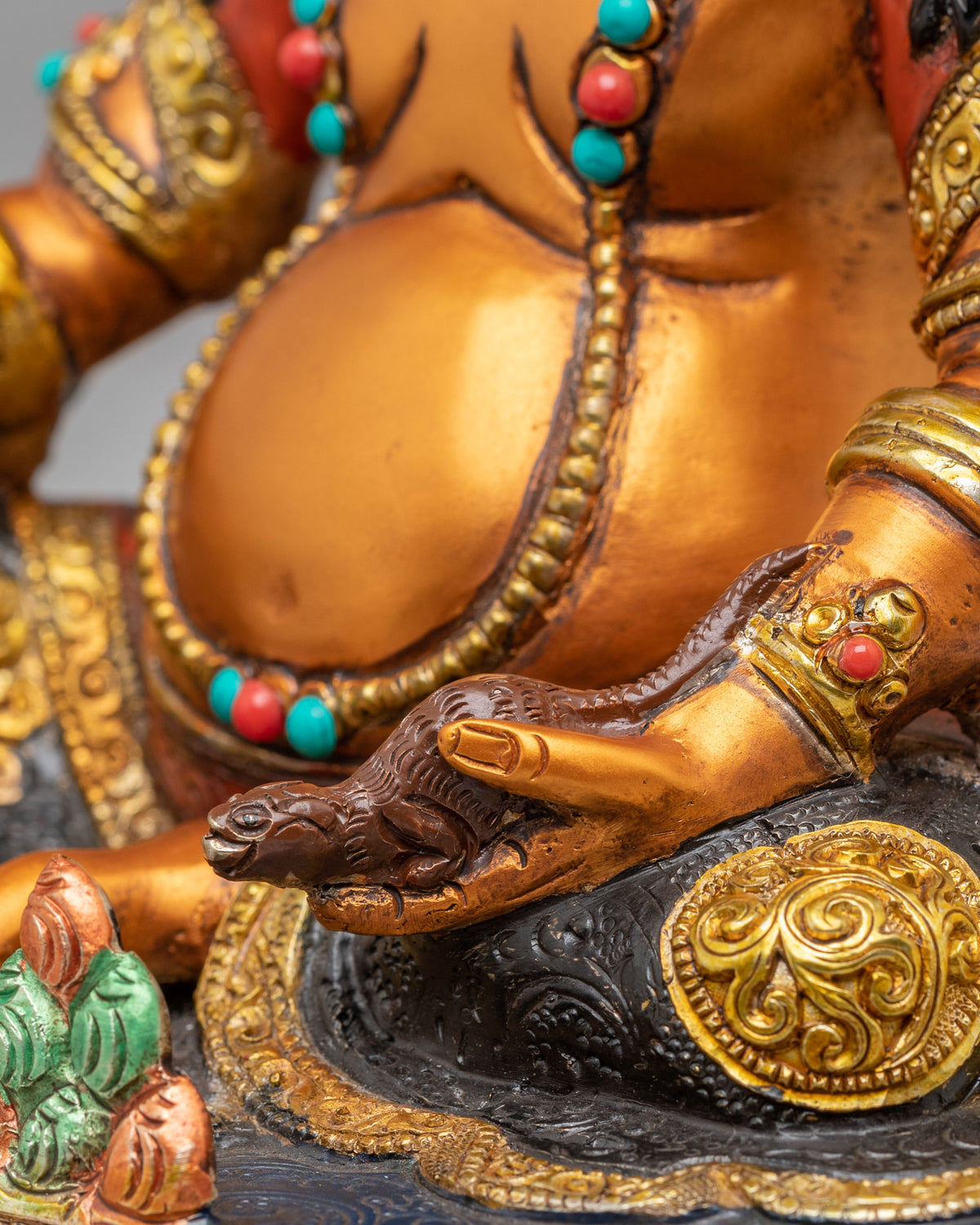 Traditional Dzambhala Altar Statue | Wealth Deity Buddhist Artwork