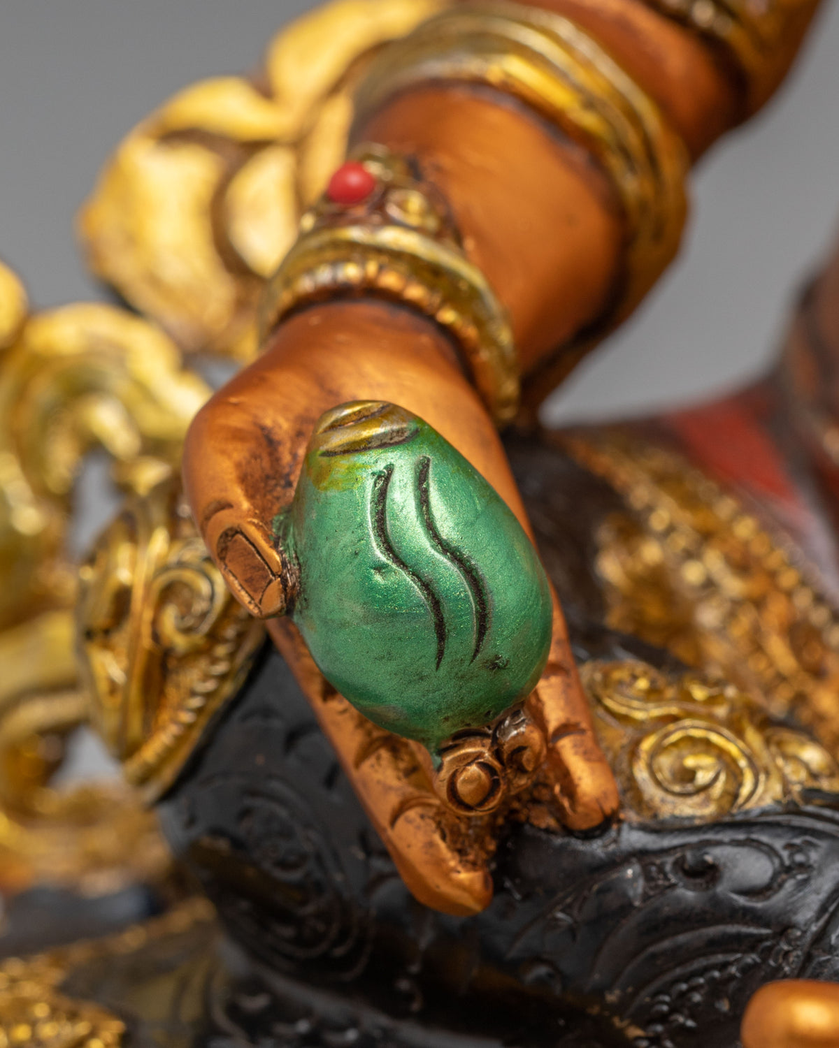 Traditional Dzambhala Altar Statue | Wealth Deity Buddhist Artwork