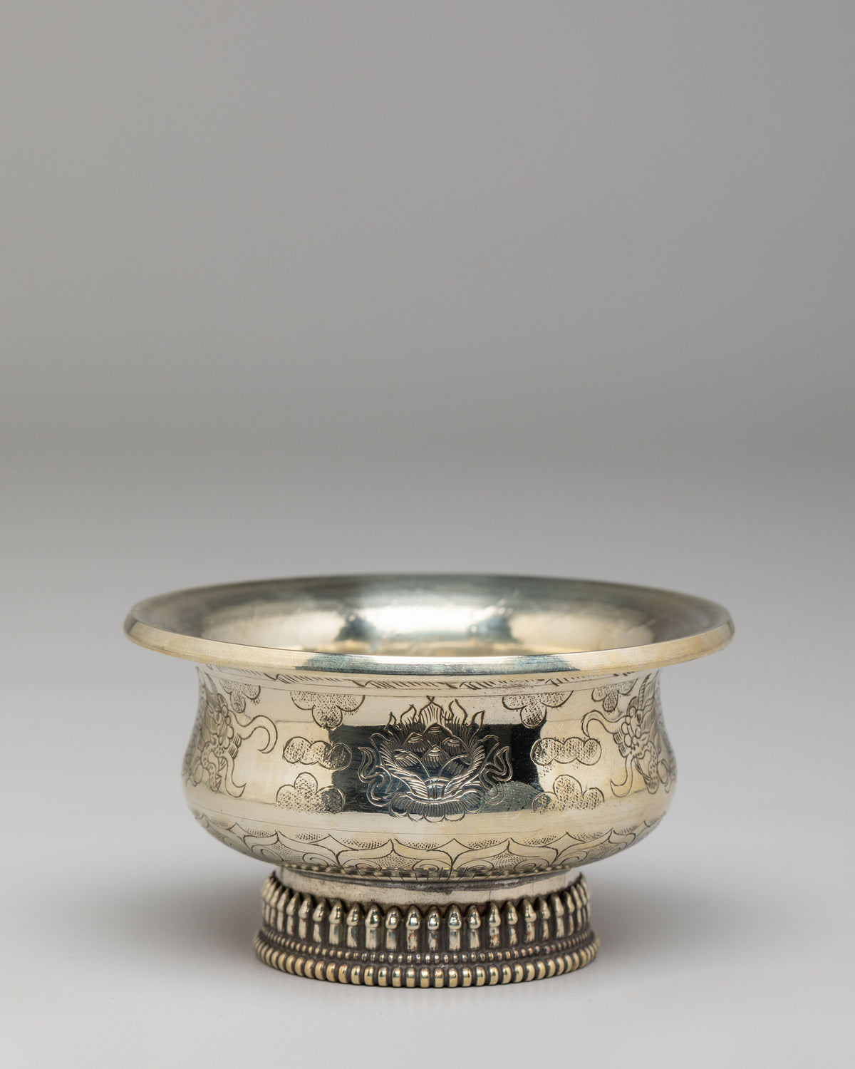 Buddhist Meditation Bowl Set | White Metal Offering Bowls