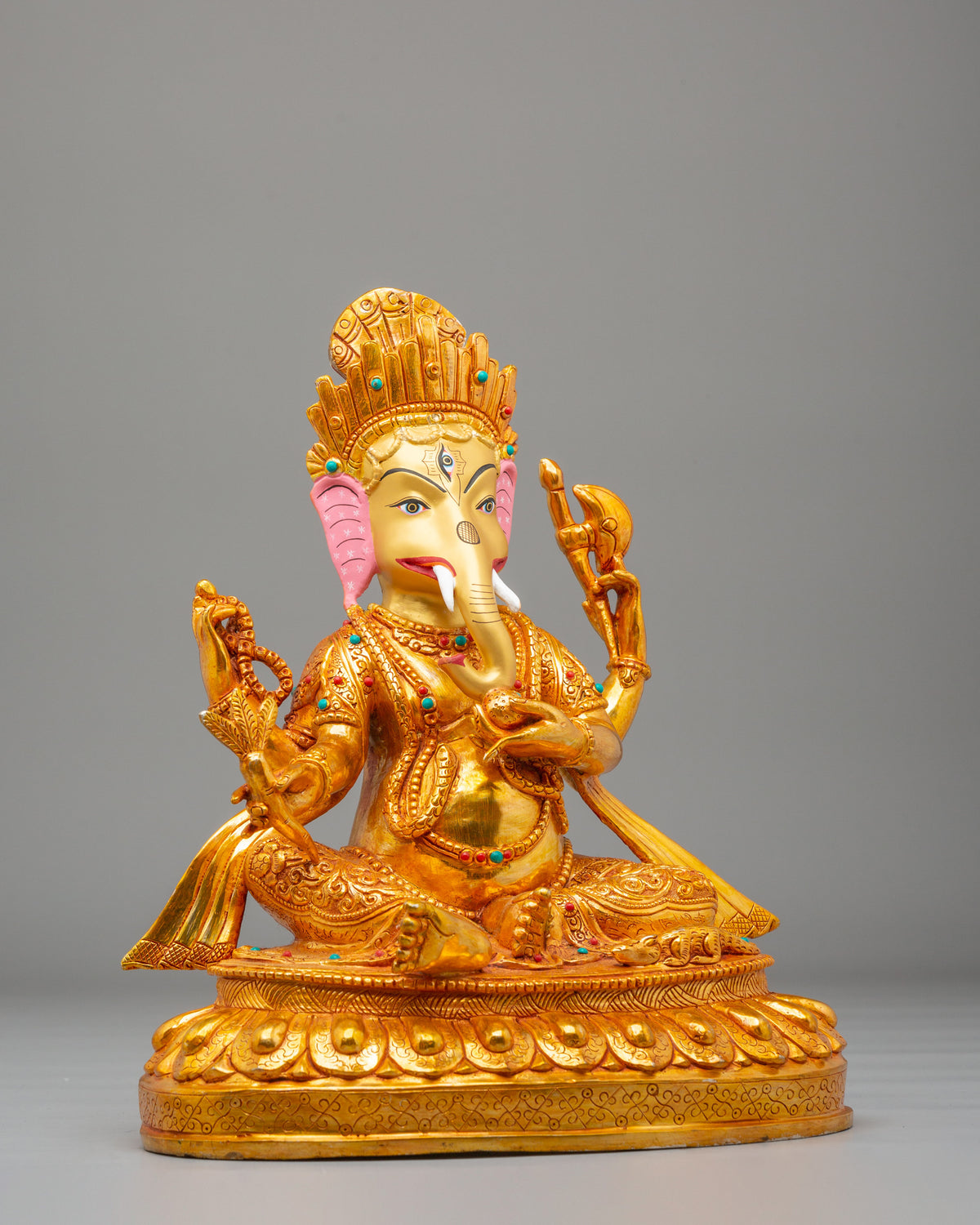 Traditional Ganesha Hindu Statue | Divine Hindu Deity for Altar Artwork