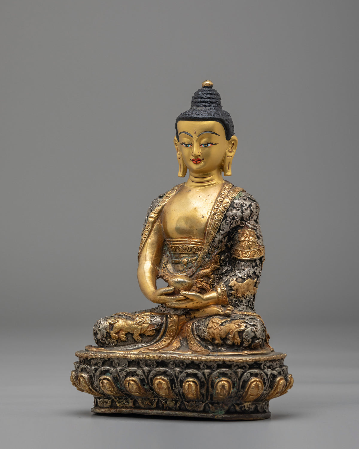 Traditional Tibetan Amitabha Sculpture | Symbol of Infinite Light